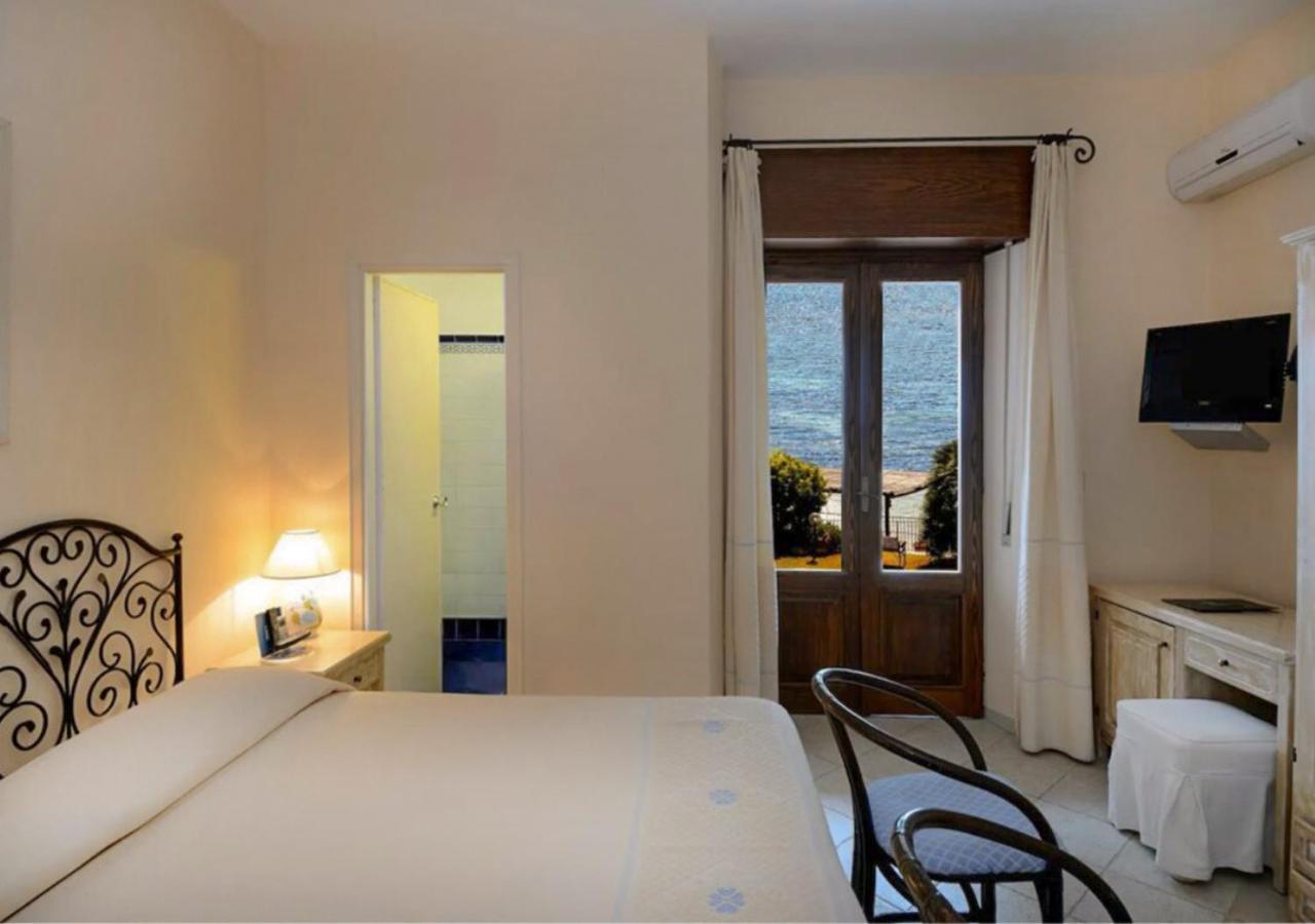 Camera Classic con Vista Mare