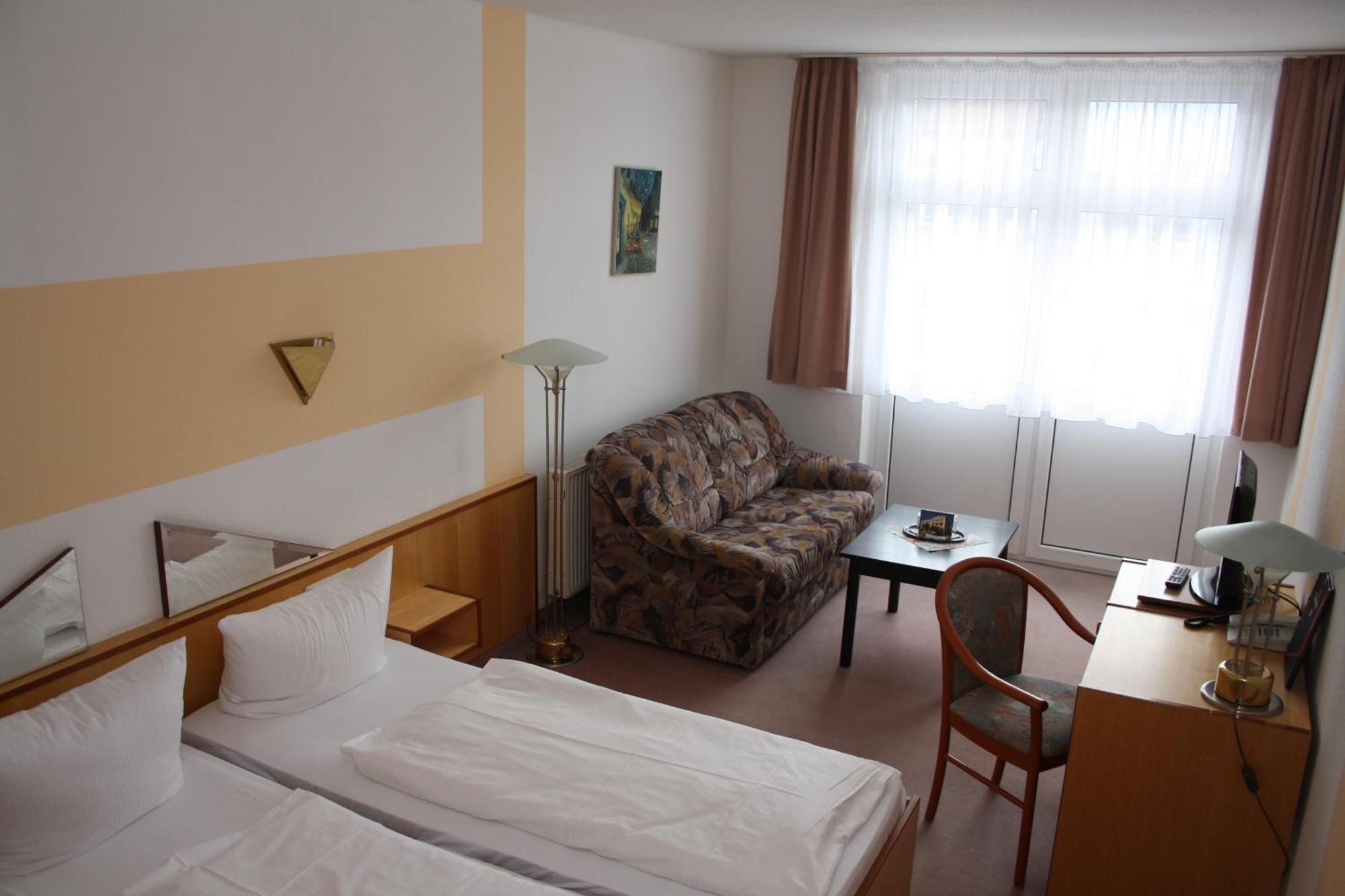 Standard Double Room Sofa Bed,1678661012:JPEG