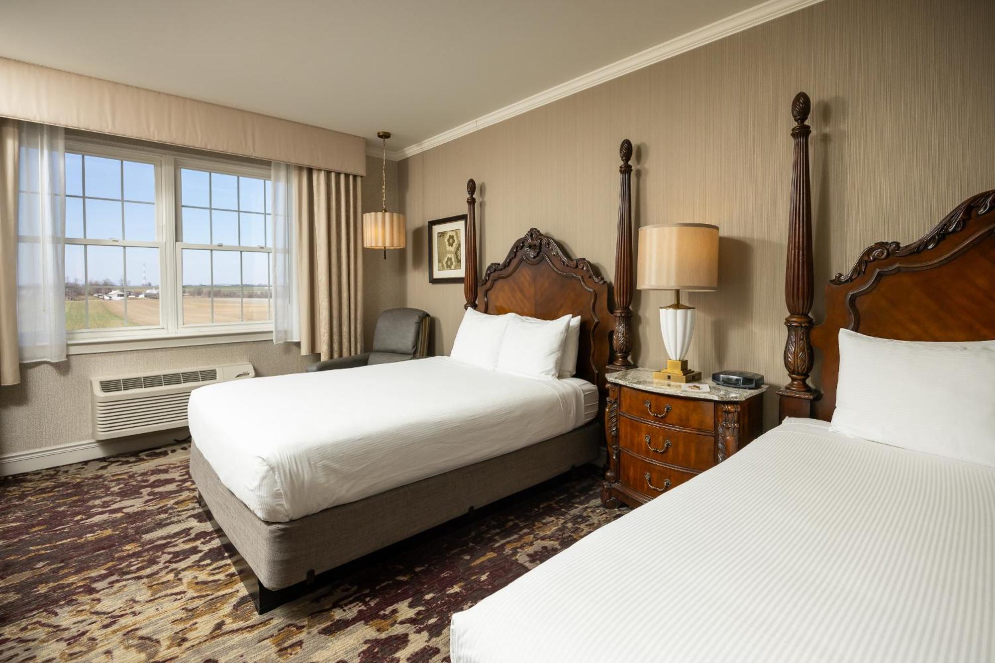 Deluxe Queen Room with Two Queen Beds
