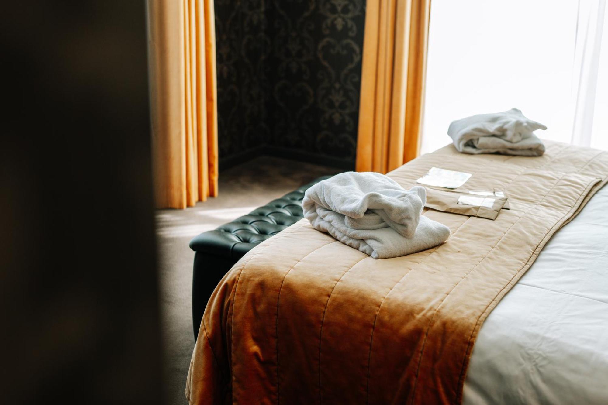 Suite Lit King-Size avec Coin Salon