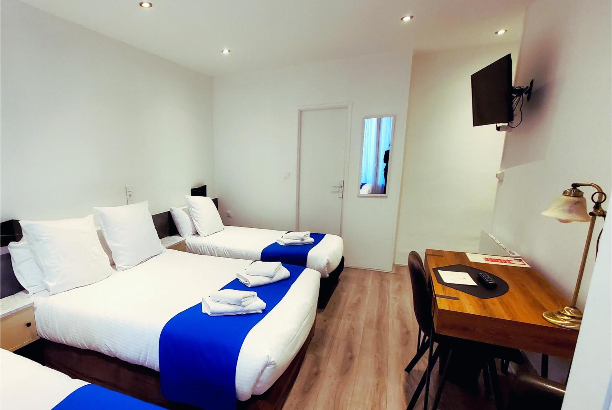 Chambre Double Deluxe (2 Adultes + 1 Enfant)