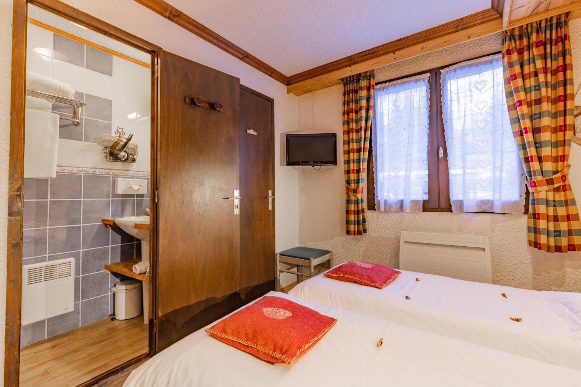 Chambre Lits Jumeaux avec Douche