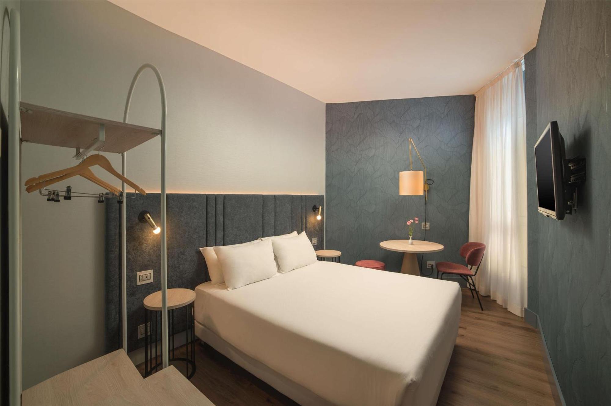 Standard Double or Twin Room,1649013954:JPEG
