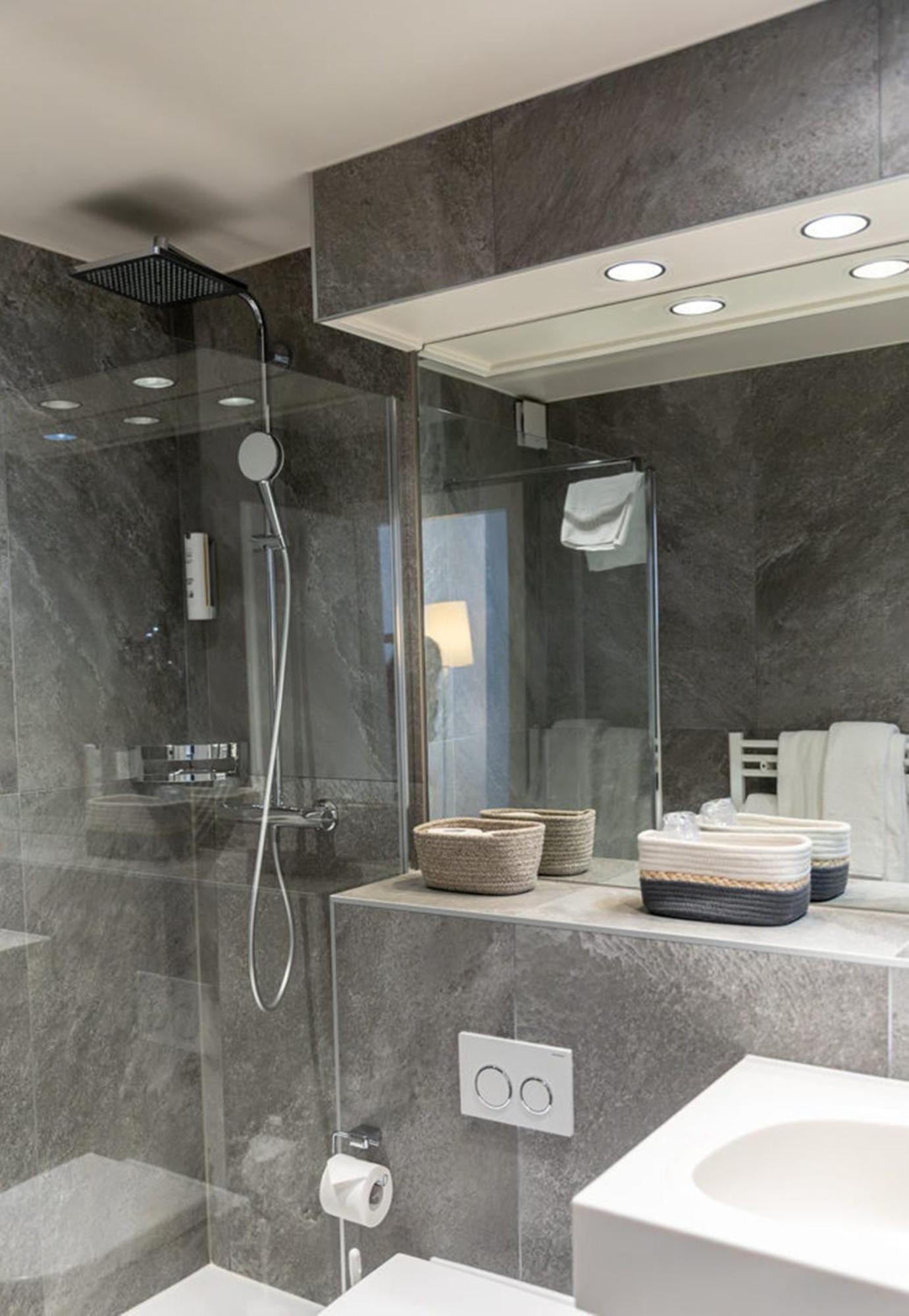 Chambre Double Supérieure - Vue sur Lac
