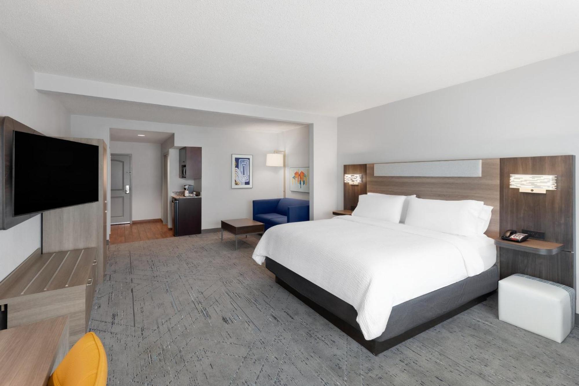 Suite - Hearing Accessible