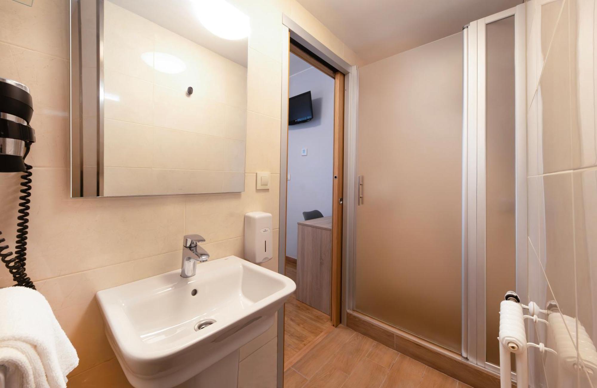 Quarto Individual