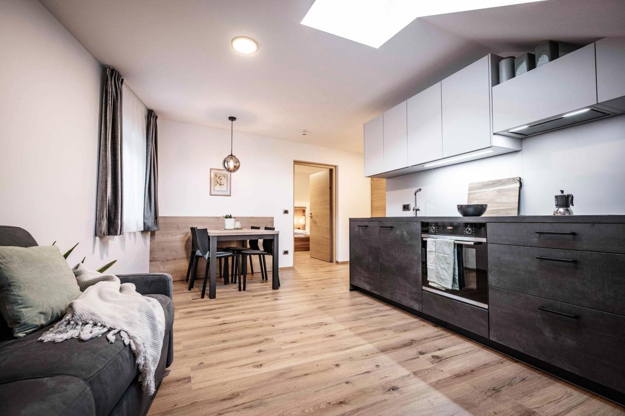 Appartamento con 2 Camere da Letto e con Vista Montagna