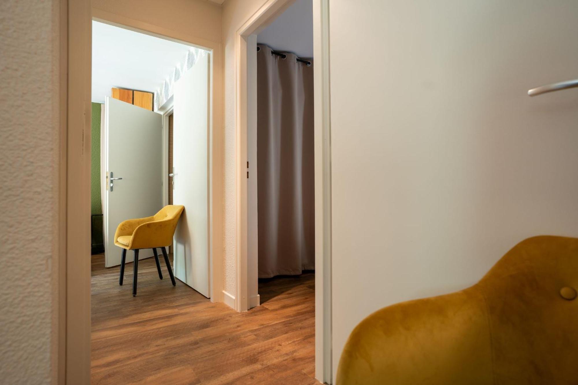 3 chambres communicantes avec 3 salles de bains