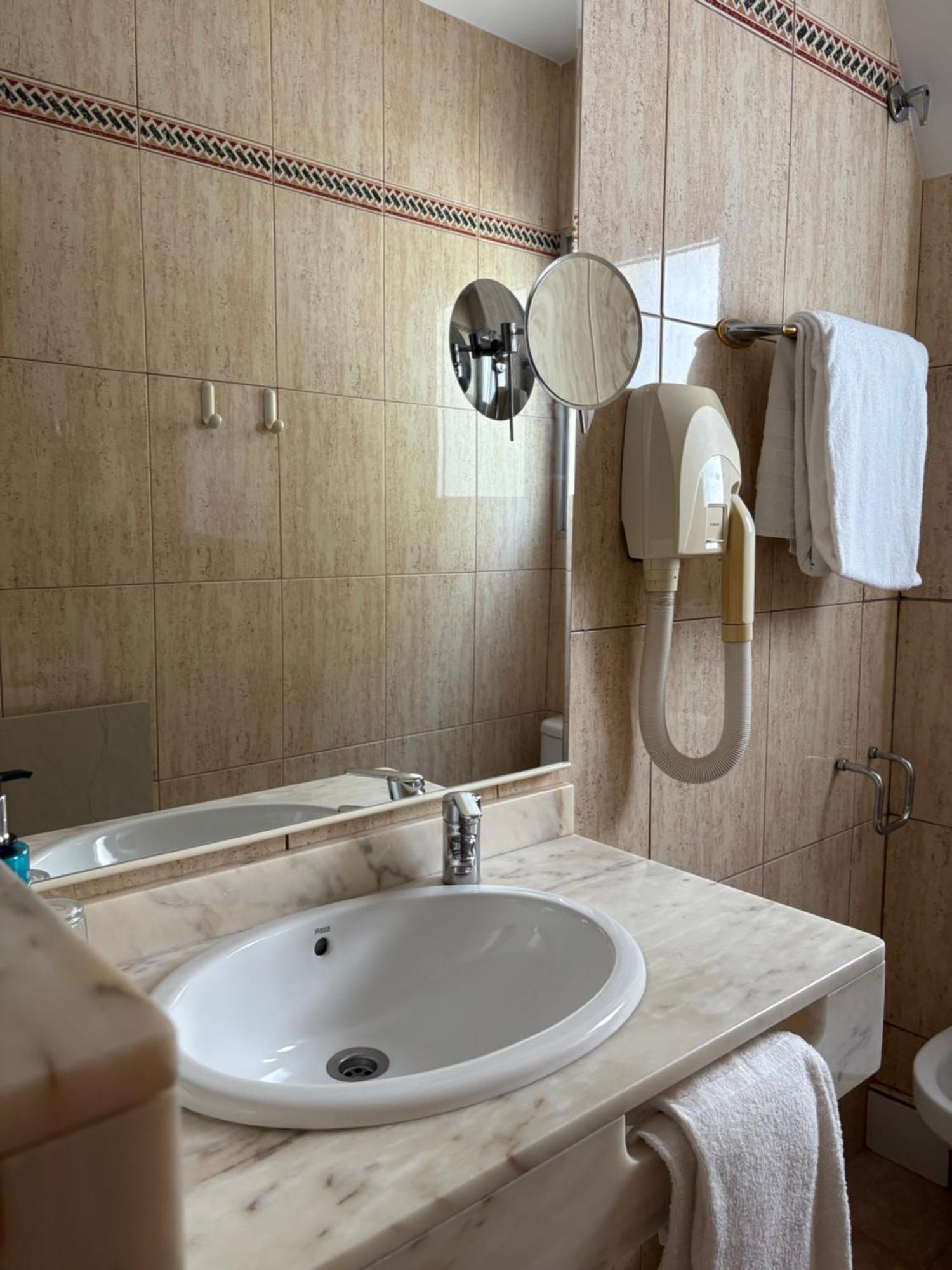 Habitación Familiar con balcón