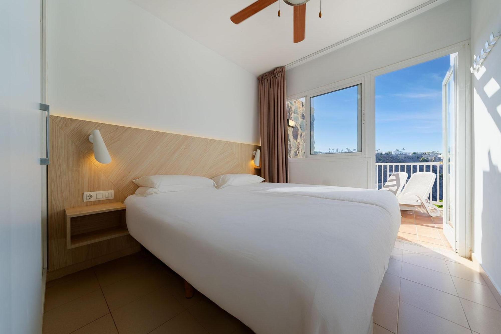 Premium One Bedroom Apartment with Balcony