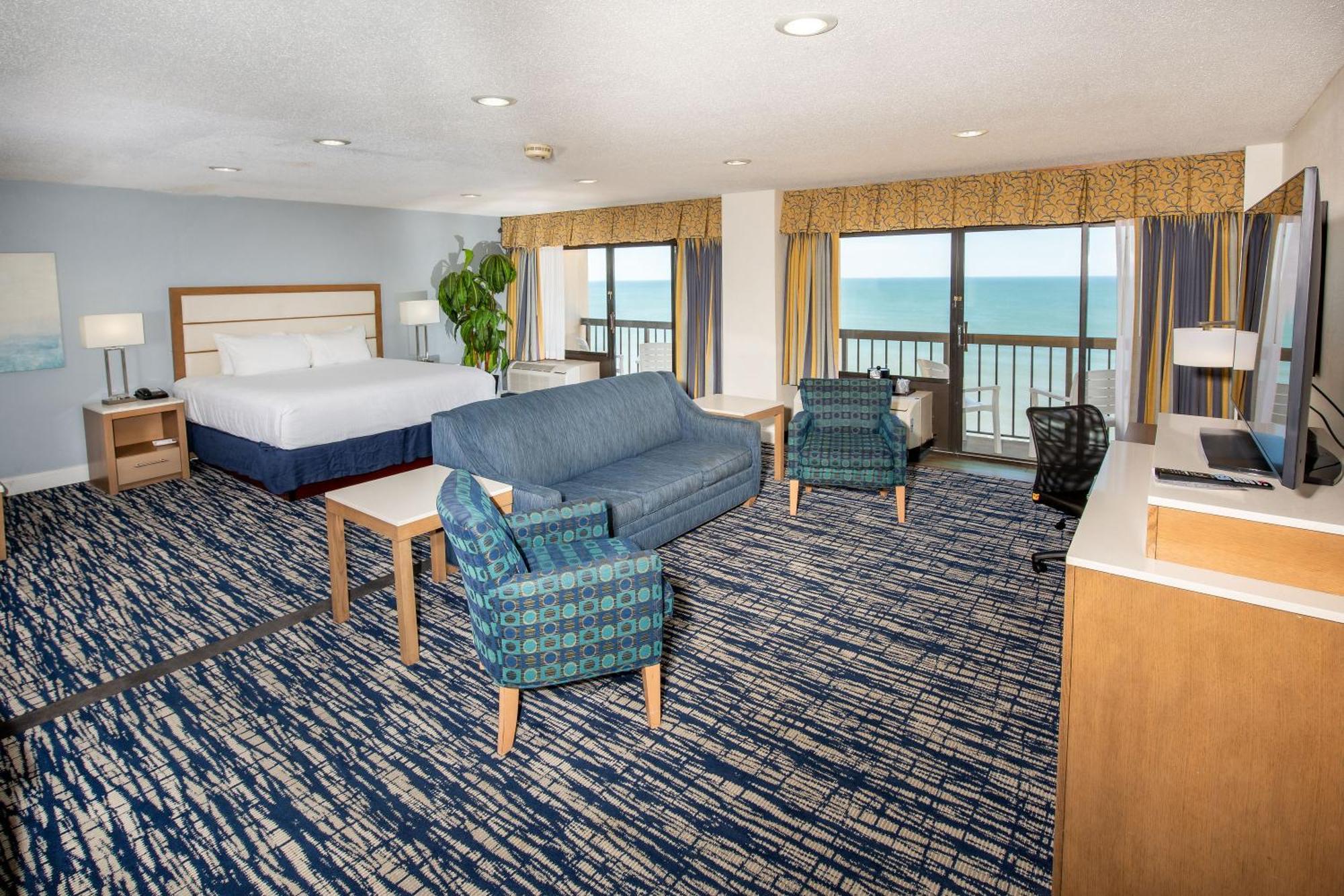 Oceanfront Junior Executive Studio Suite 1 King Bed and Sofabed,1693284361:JPEG