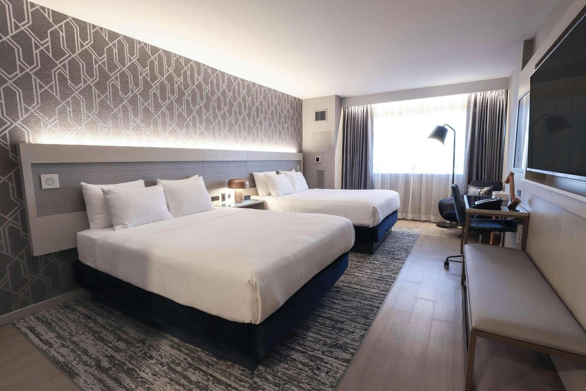 2 Queen Beds,1693293844:JPEG