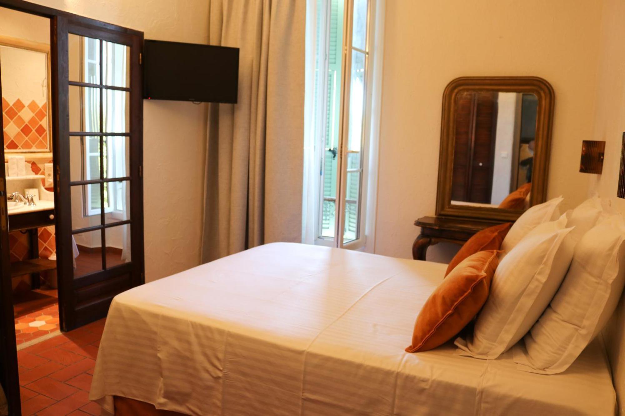 Chambre Standard Lit Queen-Size