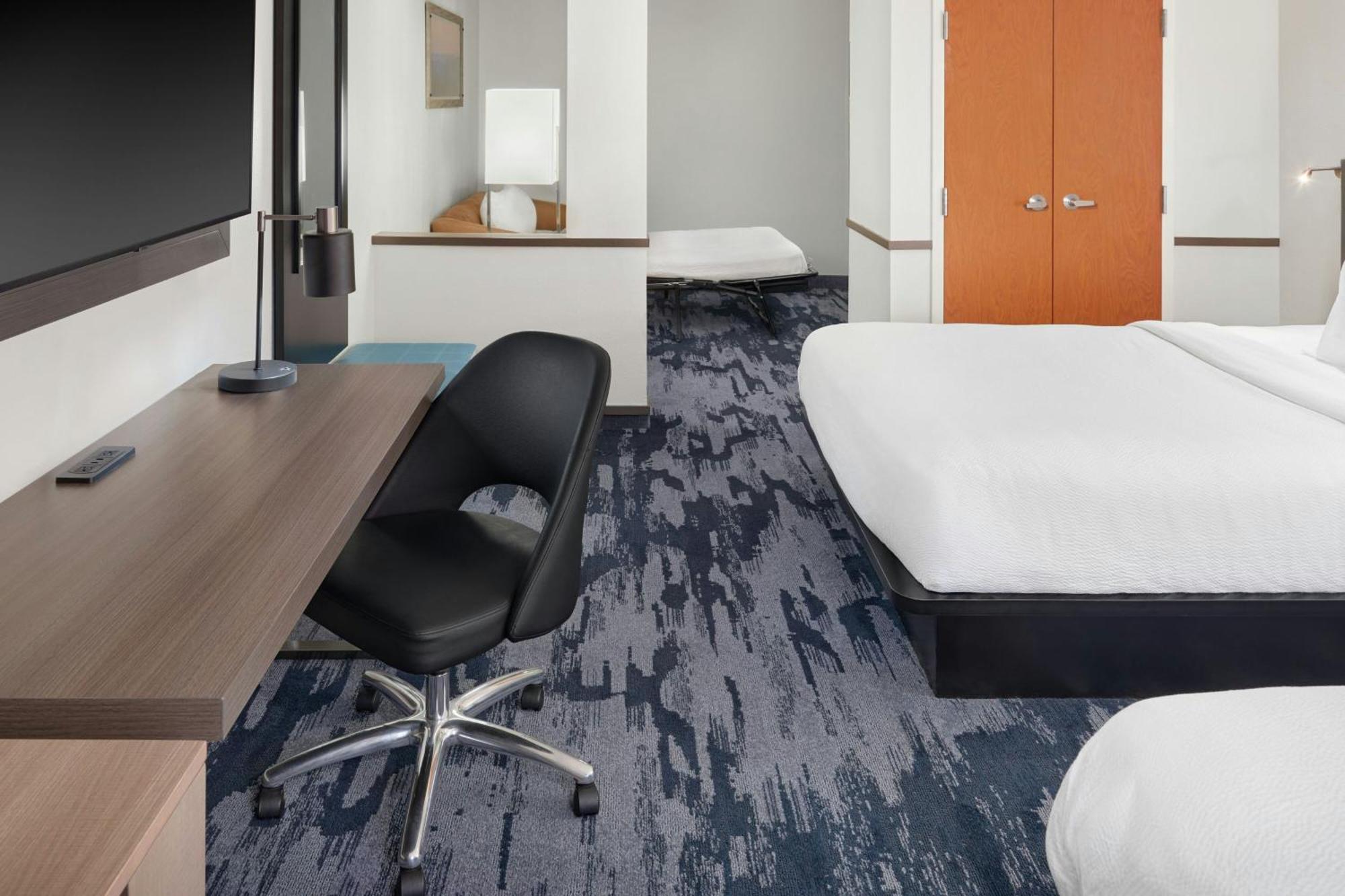 Executive Queen Suite