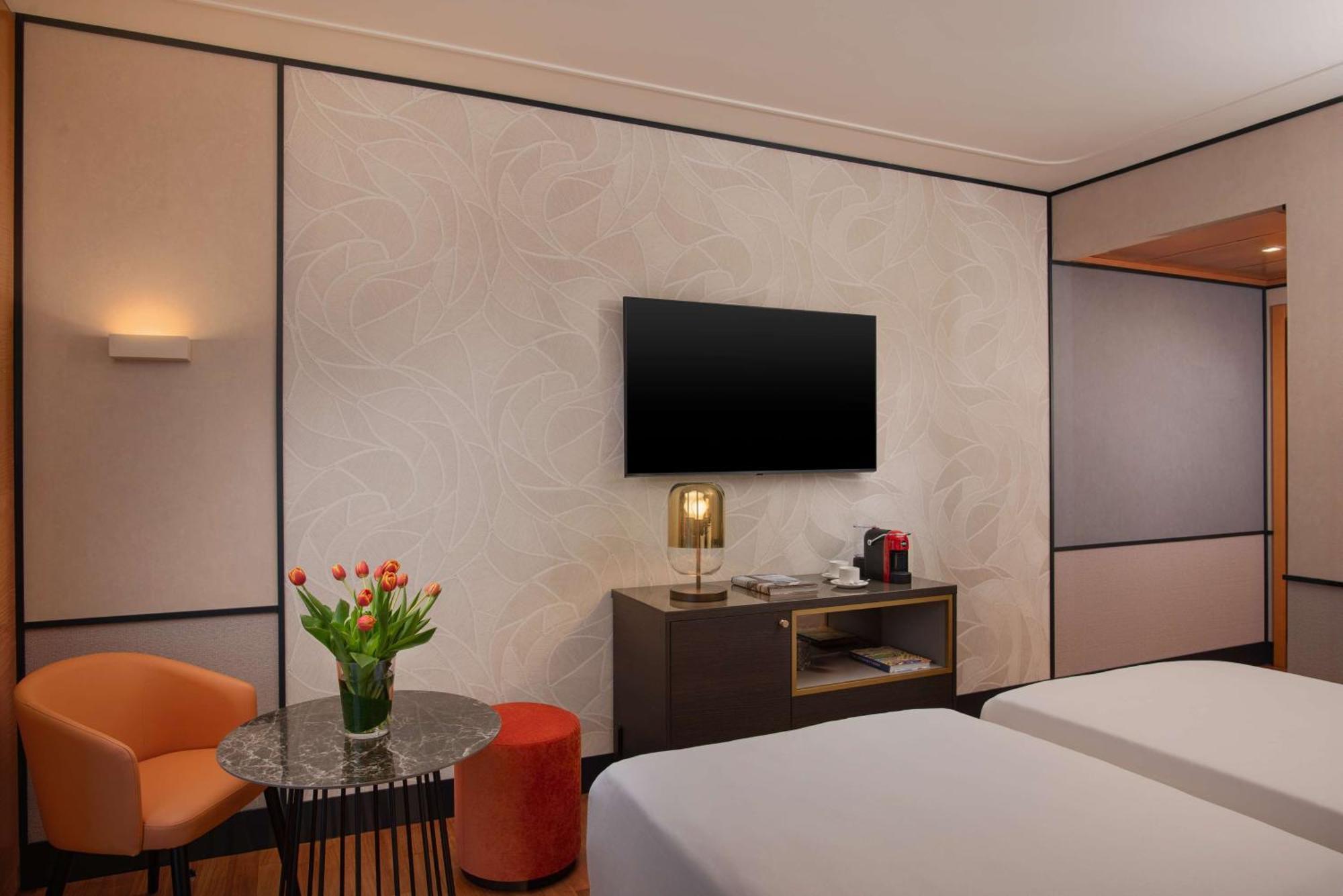 Superior Room with Balcony and View,1697795489:JPEG