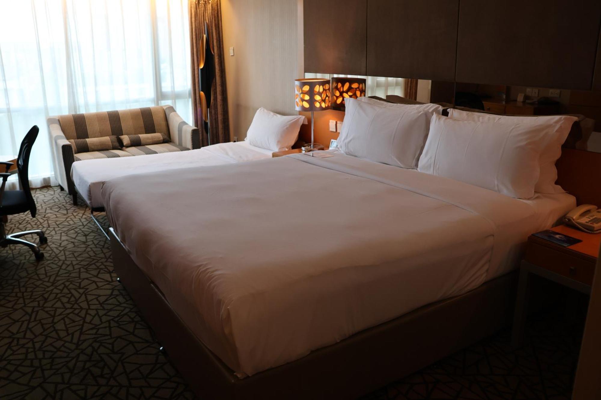 Family Room(Only 'Four Seasons' and 'Cafe 25' offer 30% discount)