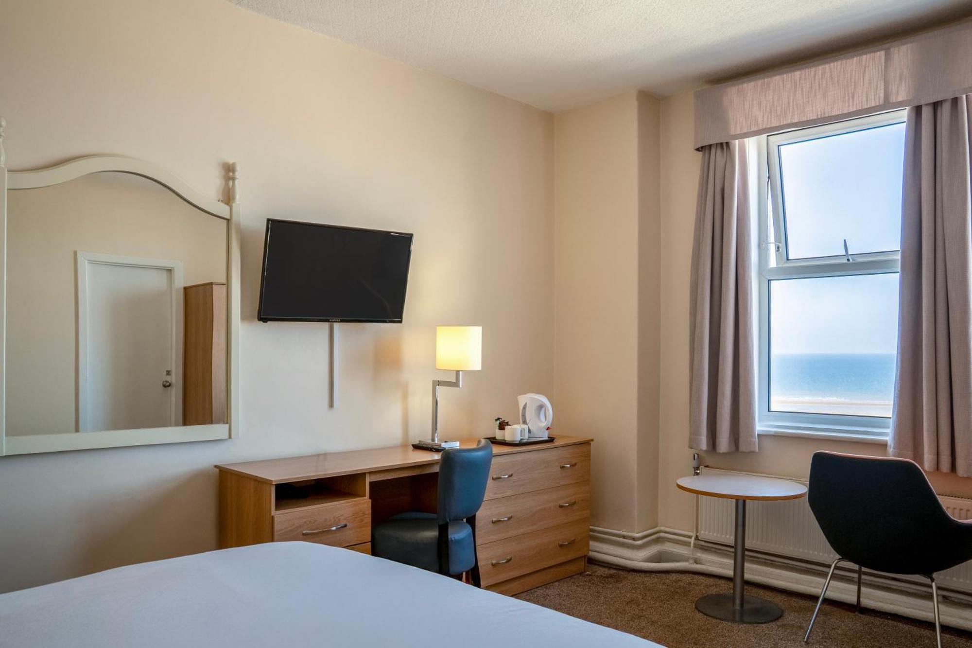Doppelzimmer mit Meerblick