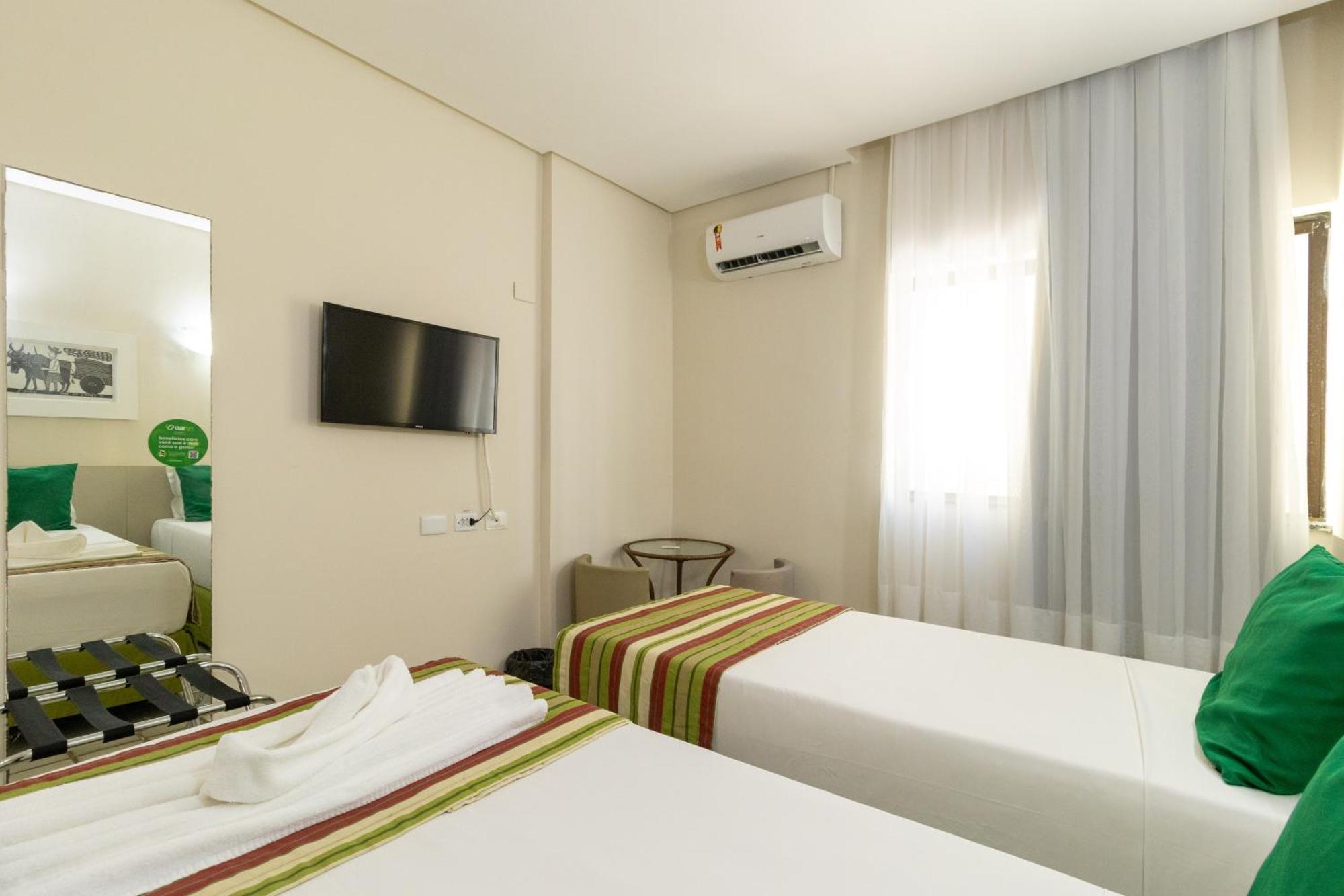 Quarto Duplo Executivo com Acesso à Academia