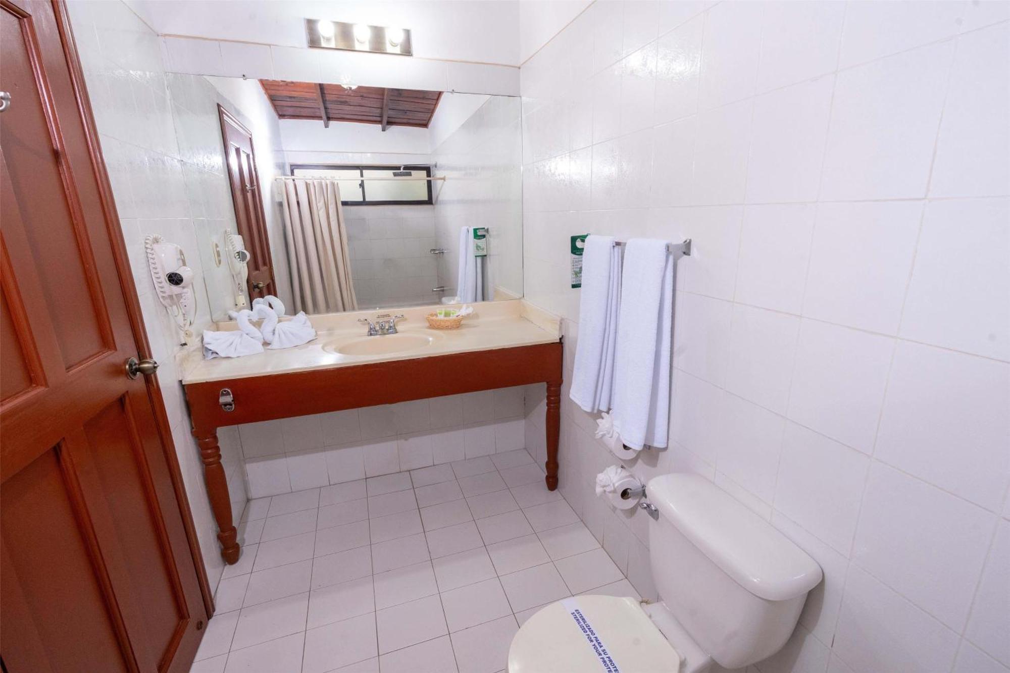 Twin Room - Non-Smoking