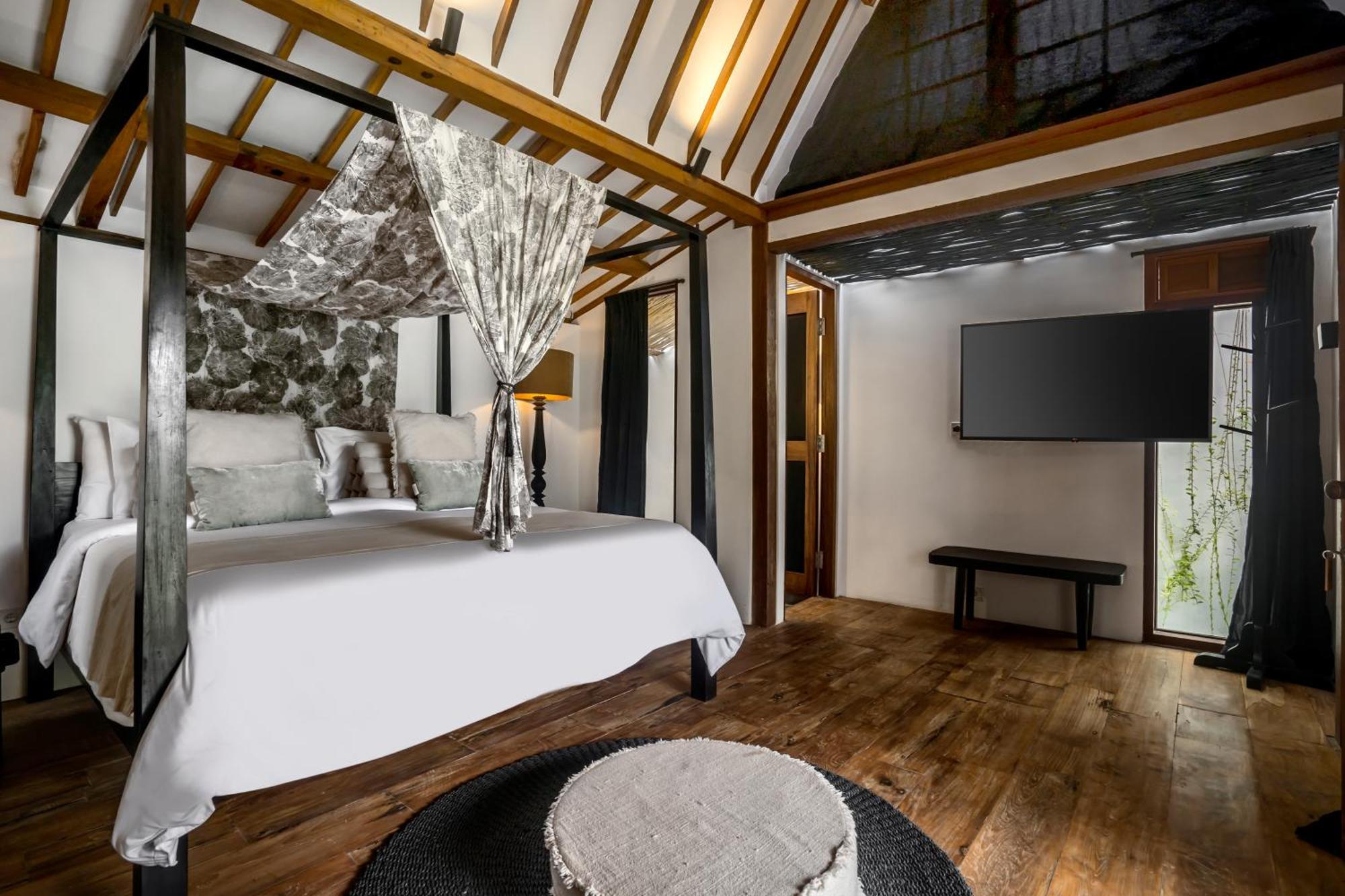 Deluxe Bungalow met Uitzicht op de Tuin