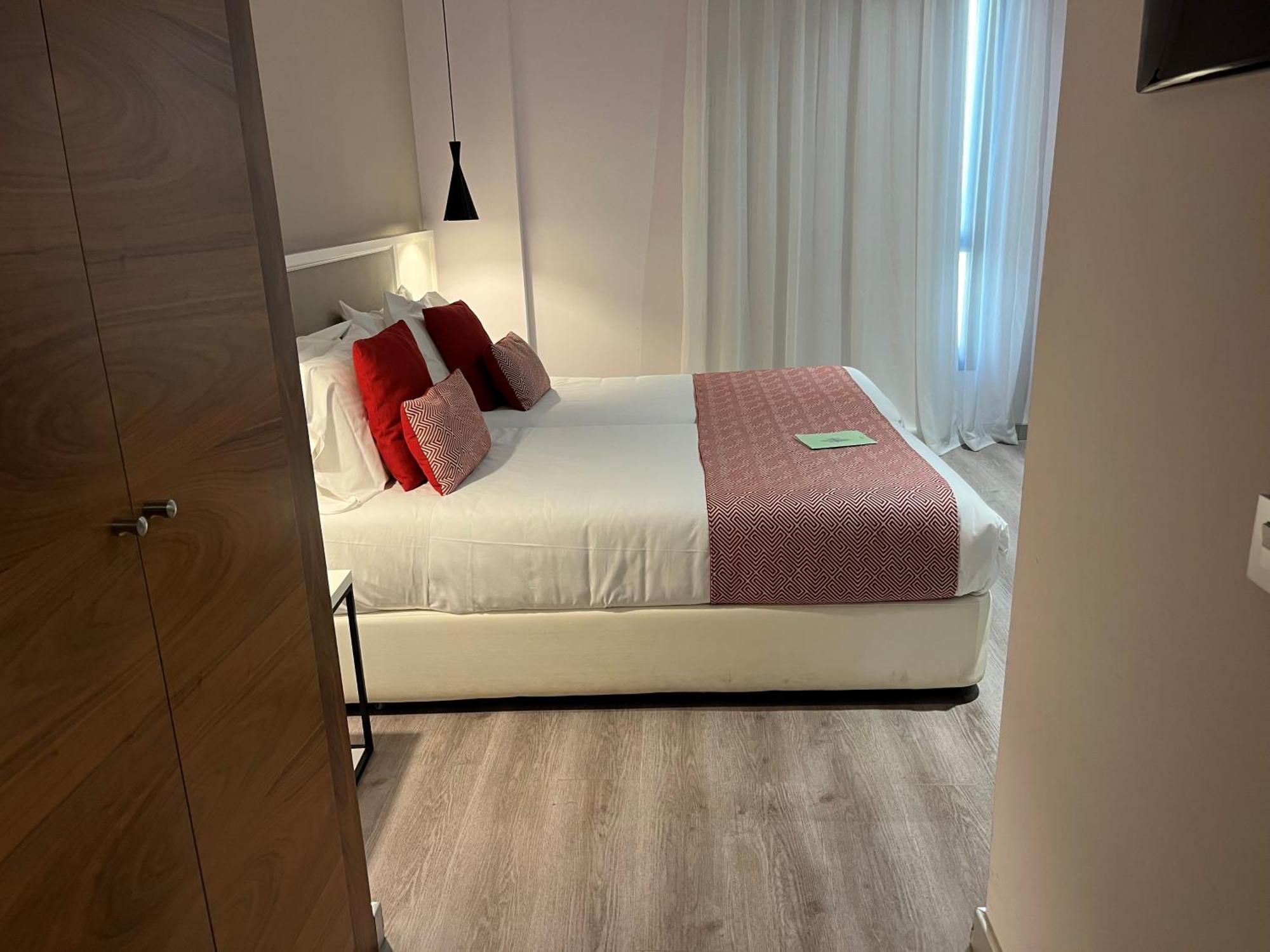 Double Room,1703544787:JPEG