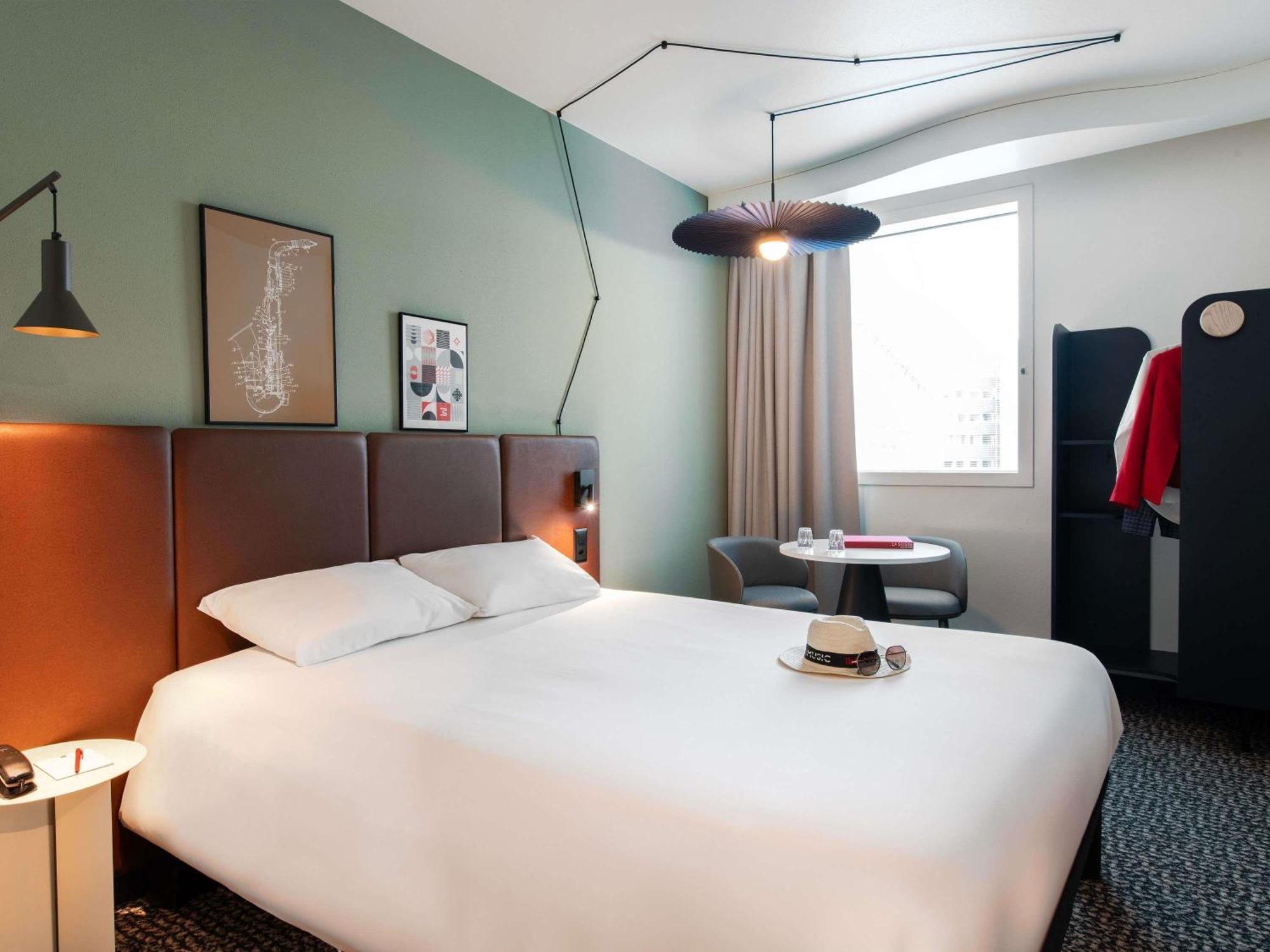 Double Room,1704896713:JPEG