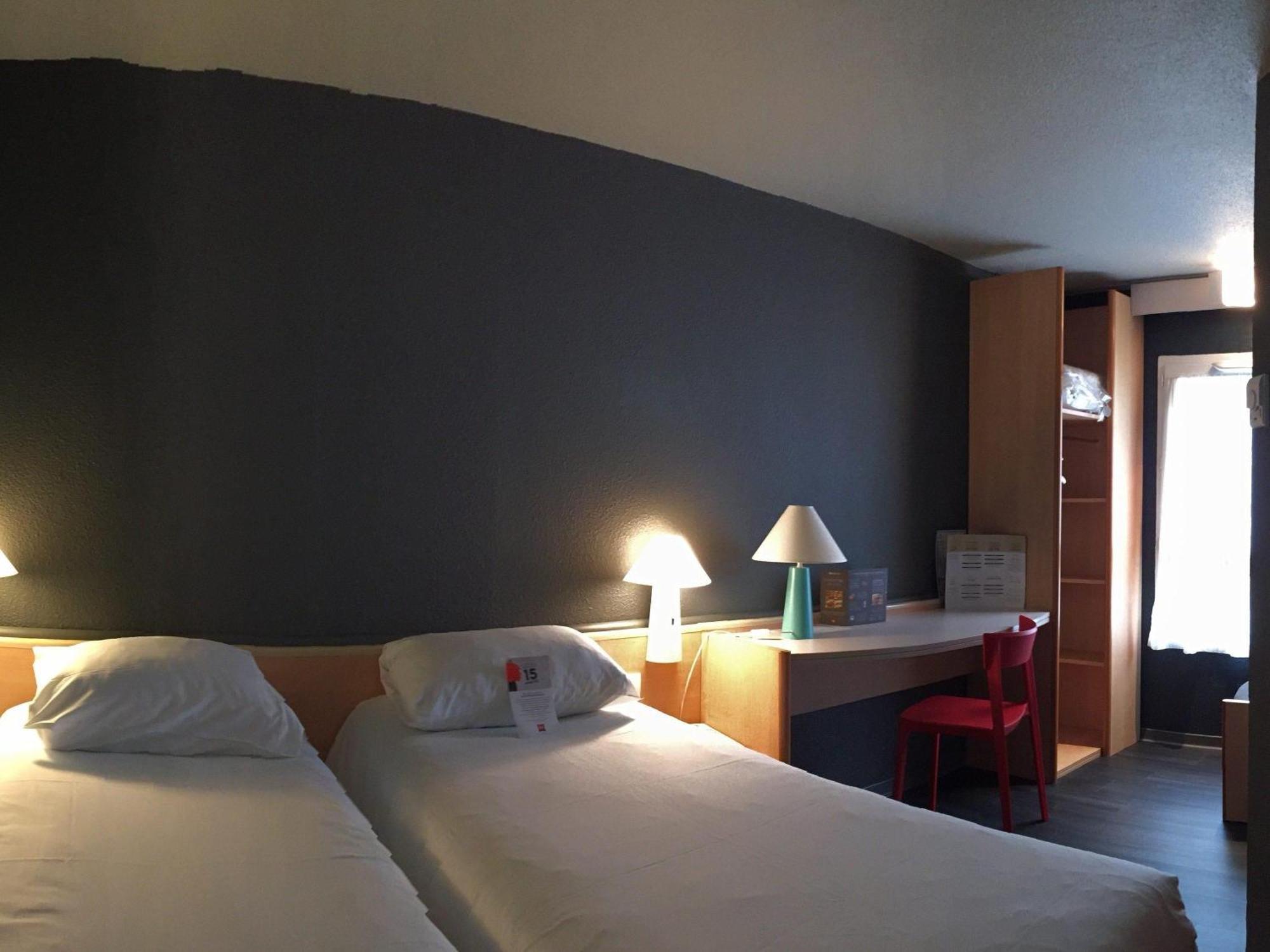 Standard Twin Room,1704959720:JPEG