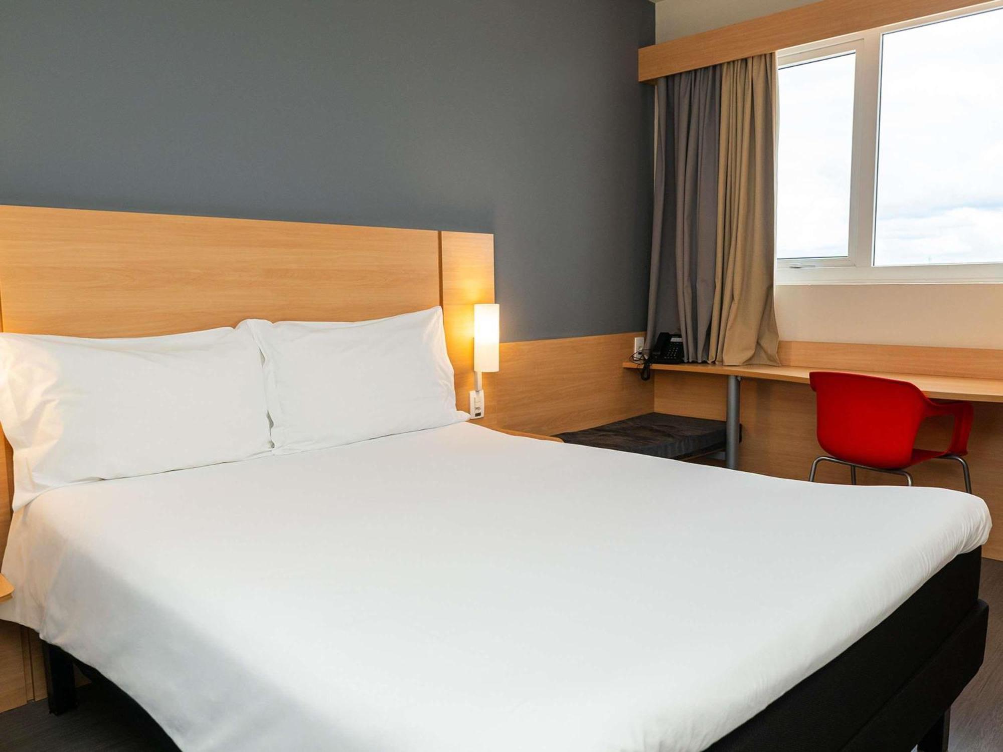 Adapted Double Room,1705016913:JPEG