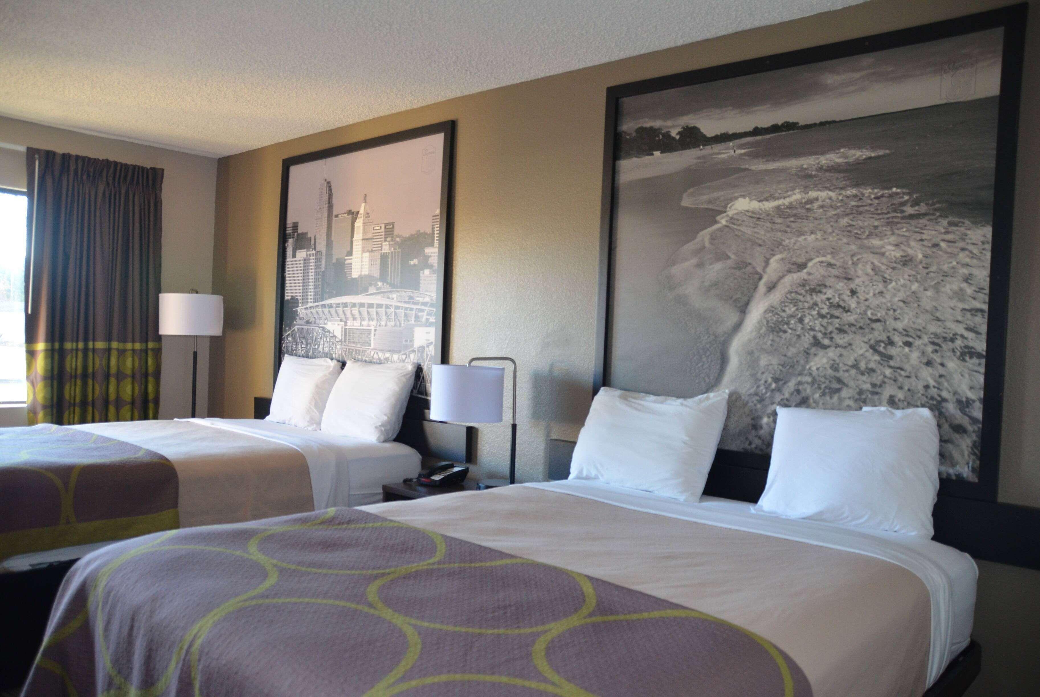 Queen Room with Two Queen Beds - Non-Smoking