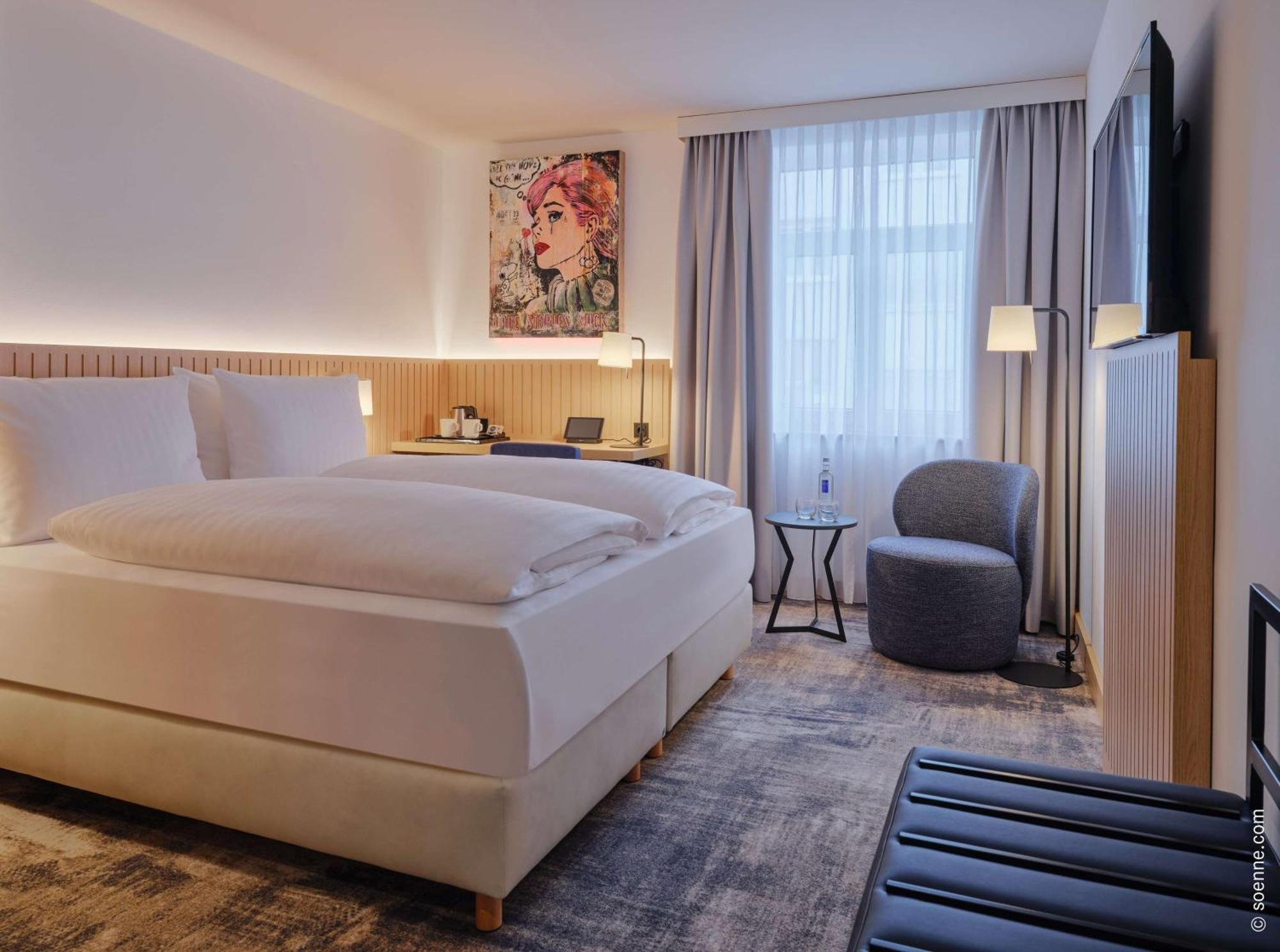 Standard Zimmer mit Kingsize-Bett