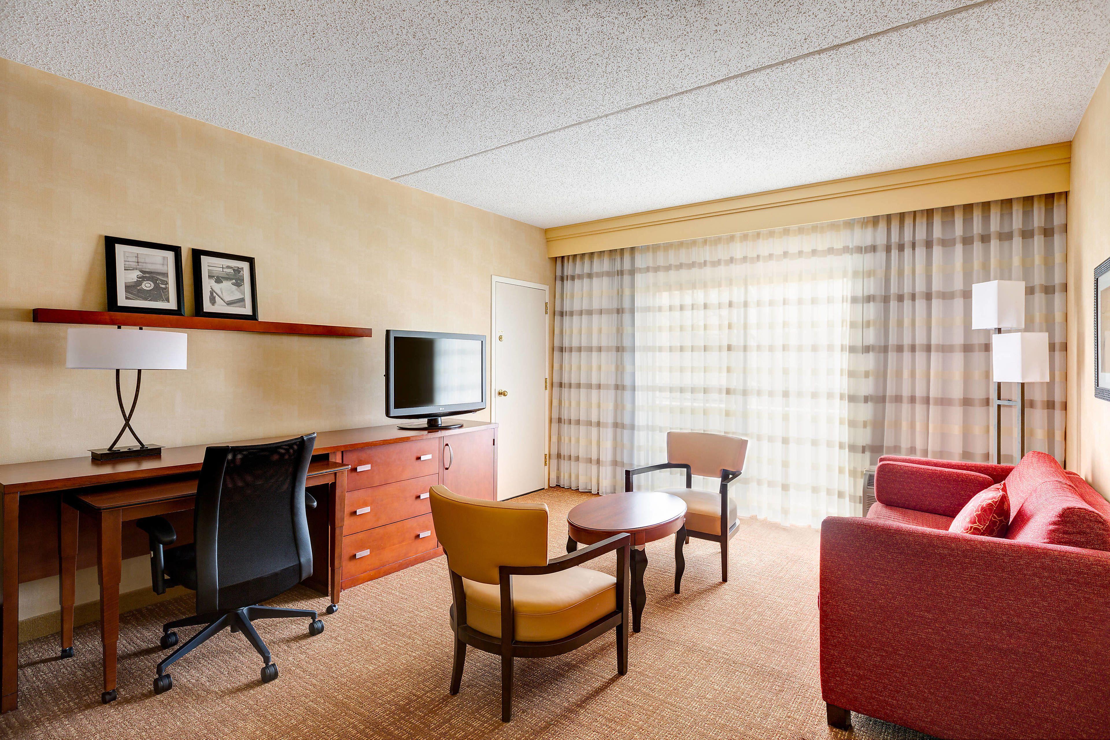 Standard Double Suite
