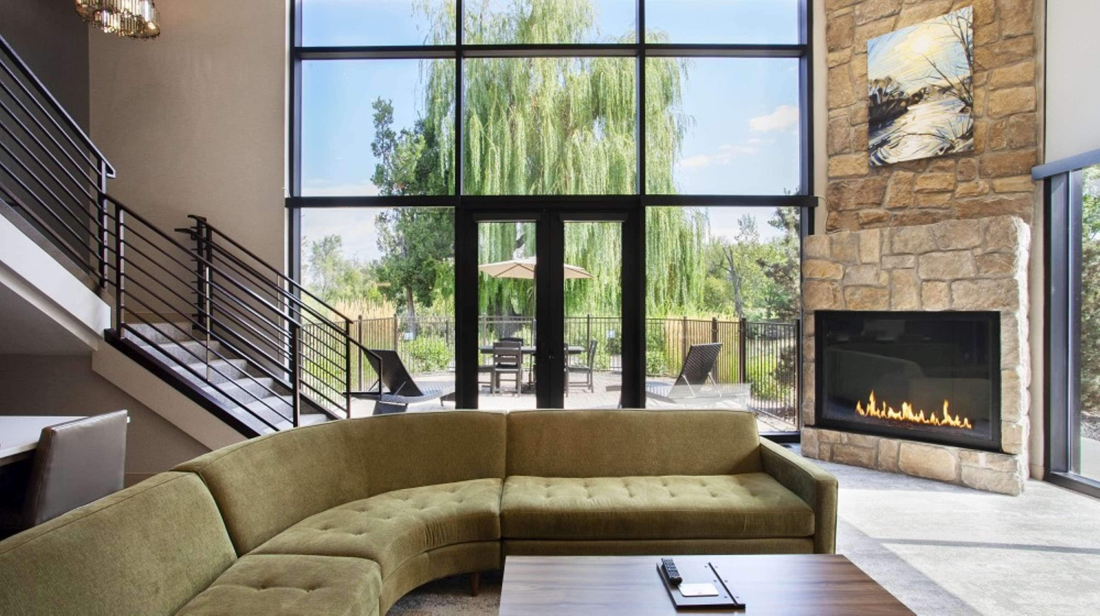 Presidential Loft King Suite with Spa Bath, River View and Patio - Non-Smoking