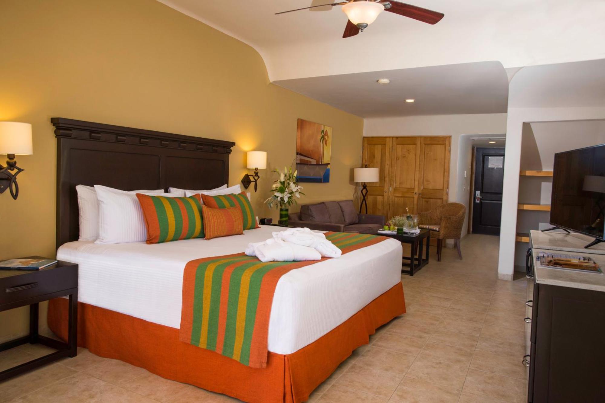 Junior Suite,1706699001:JPEG