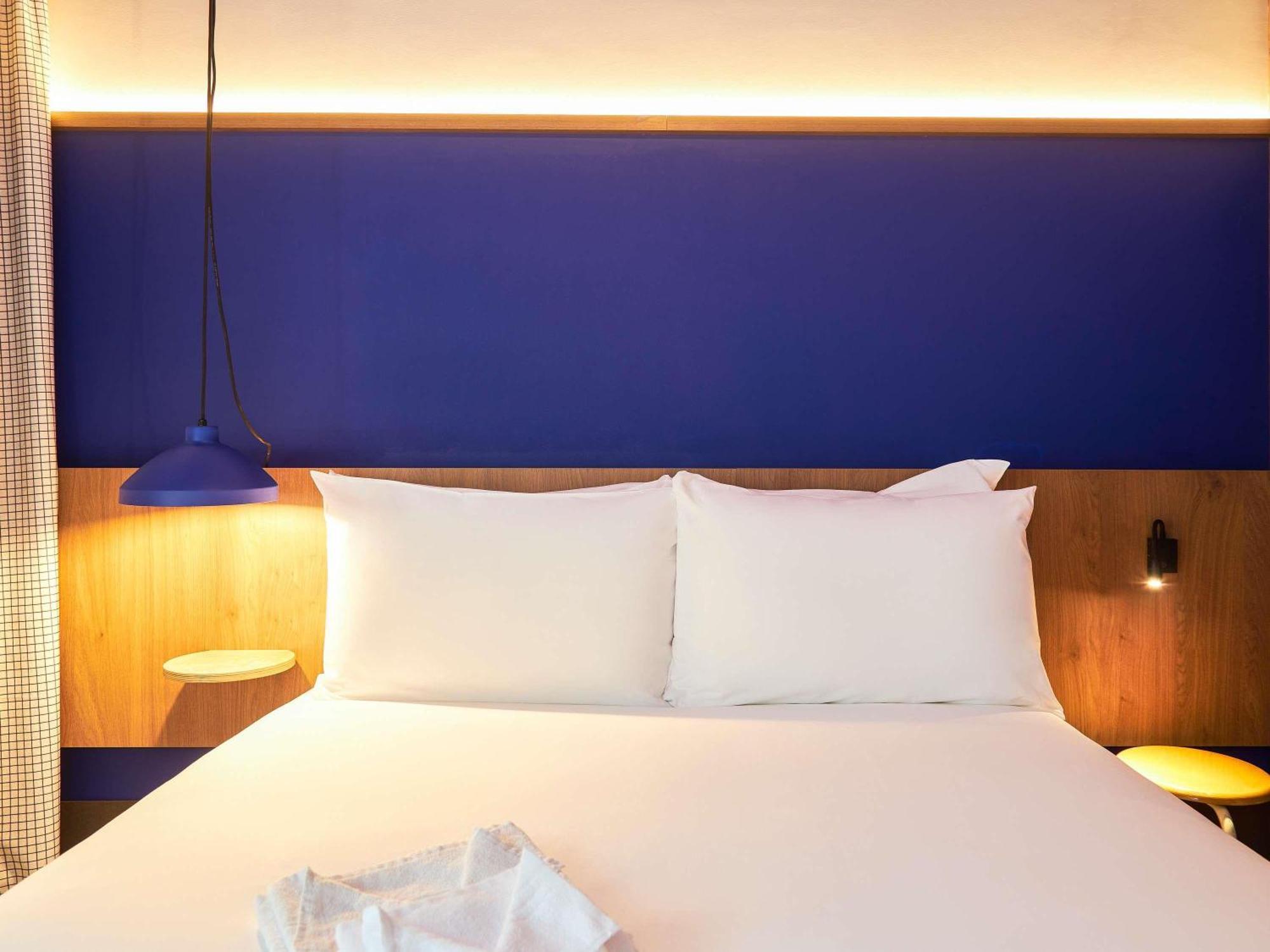 Chambre Pop sur la Terrasse - 1 Lit Double