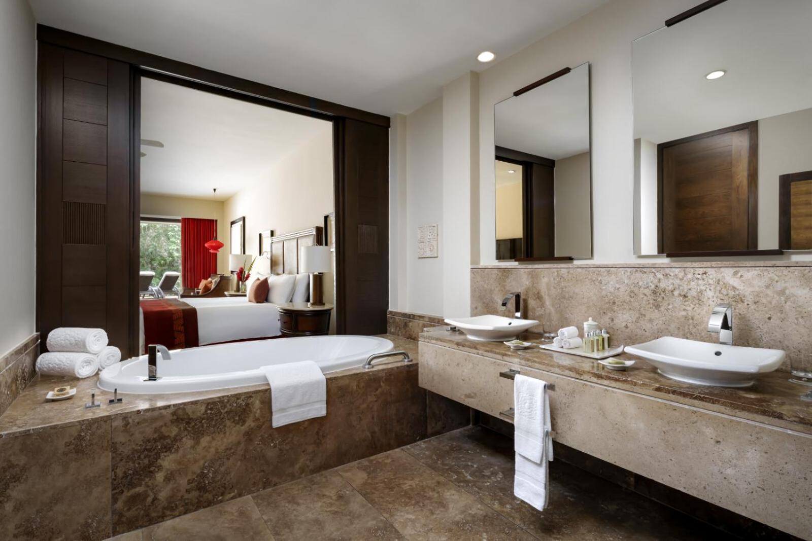 Nature View Suite with Private Pool Zen Experience