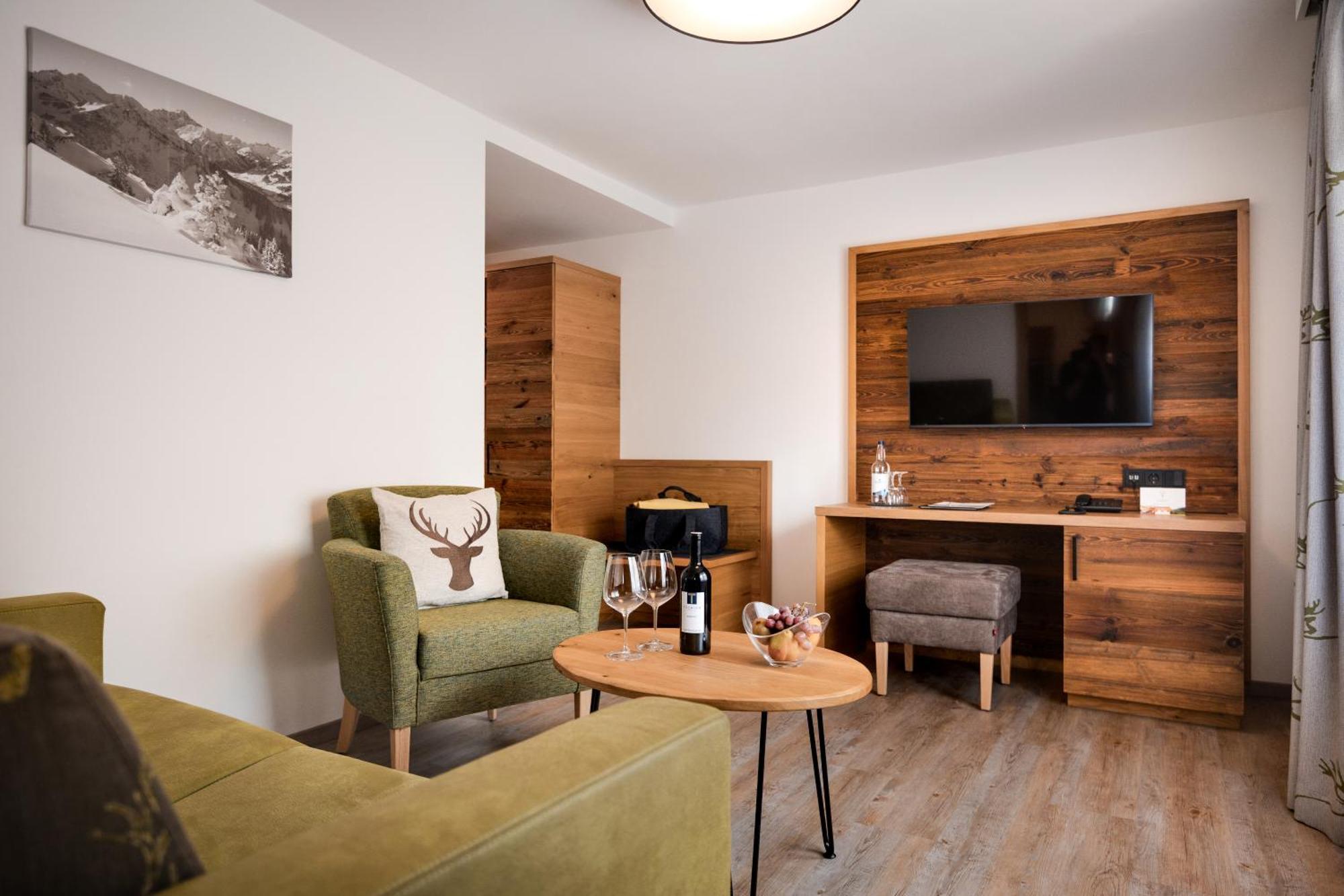 Deluxe Junior Suite