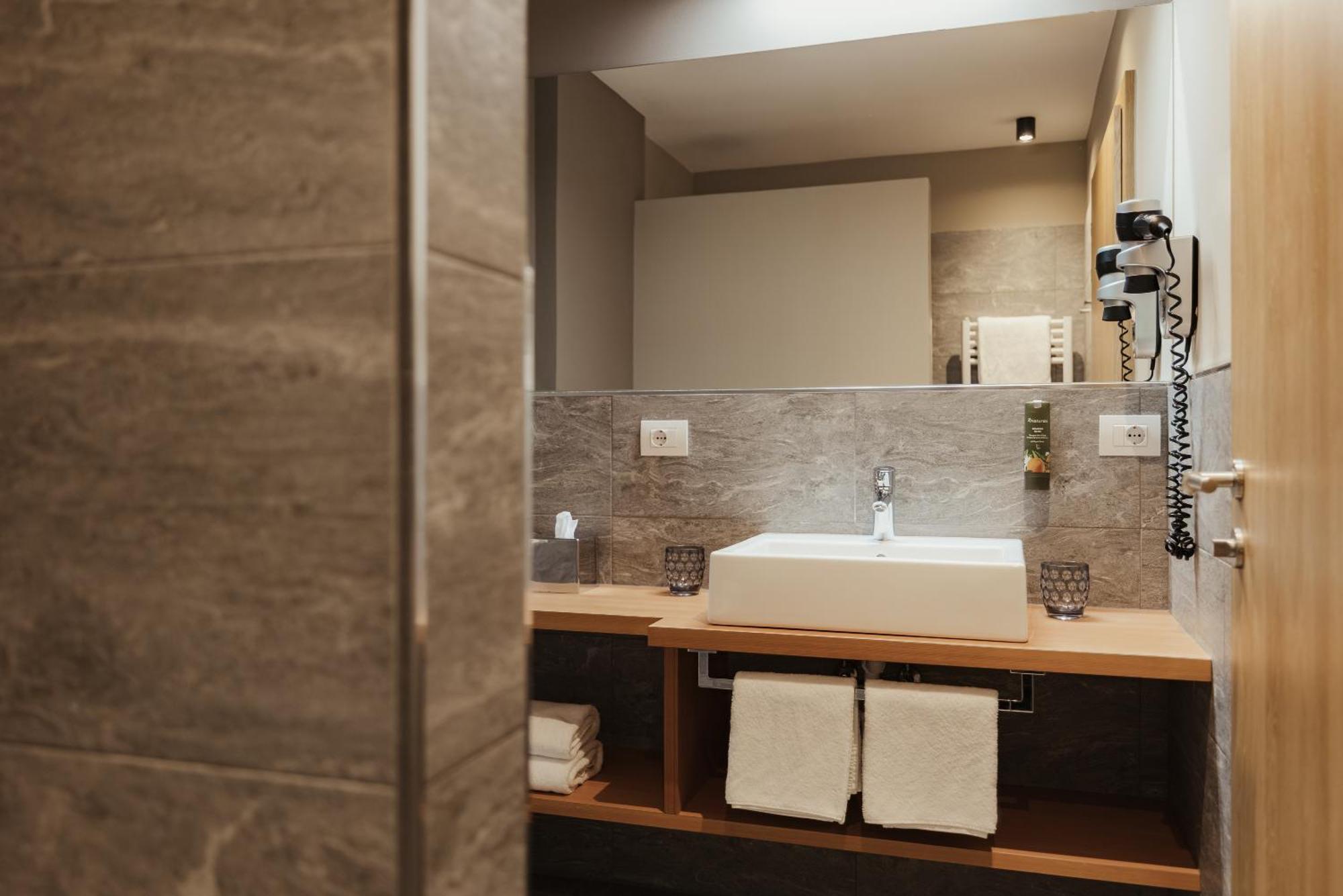 Camera Matrimoniale Superior