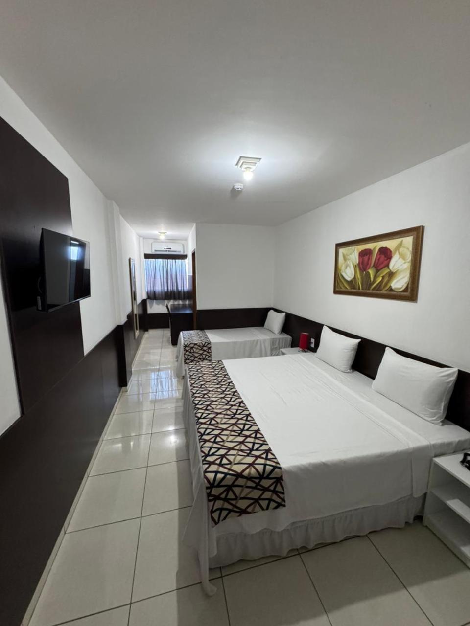Quarto Triplo Básico