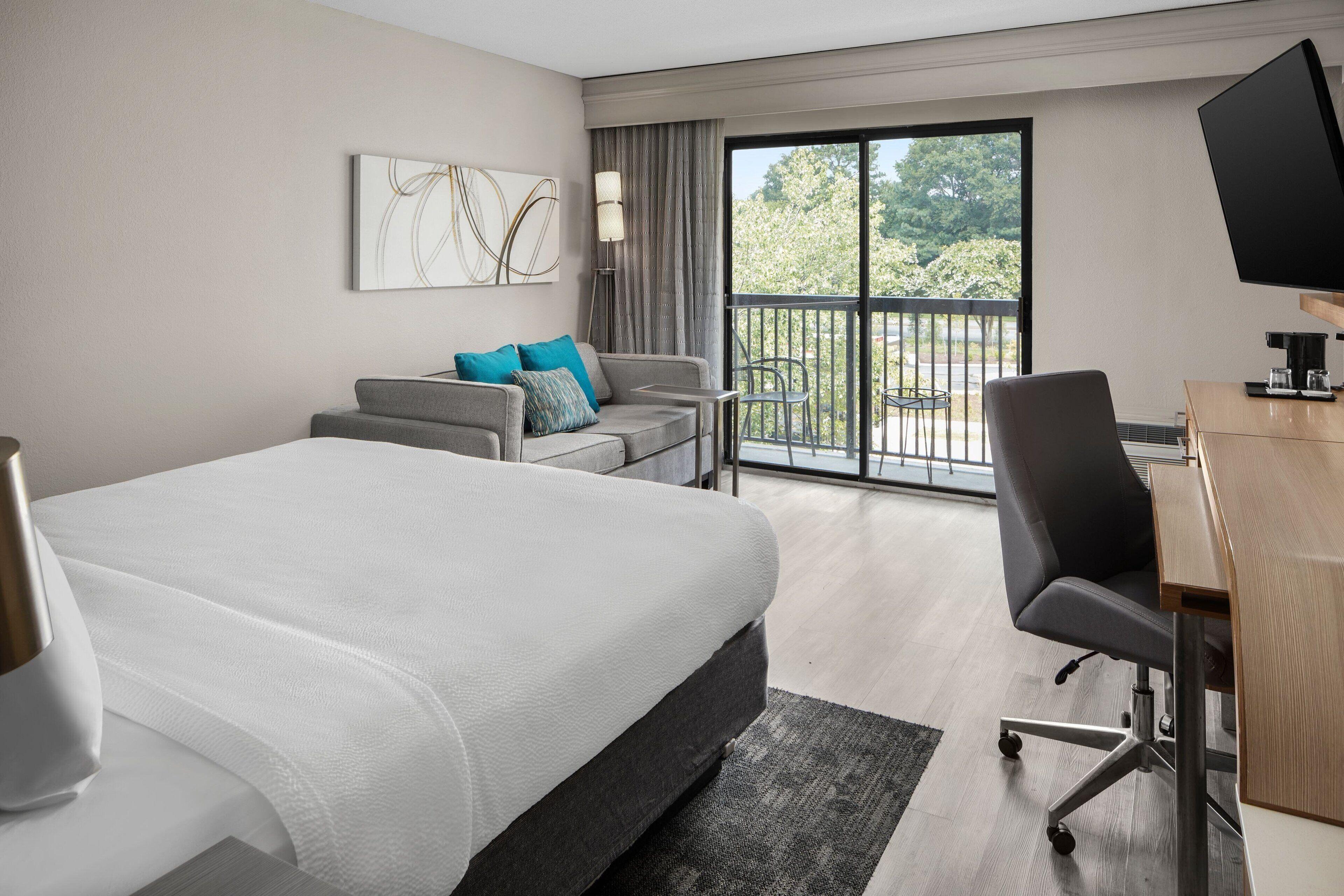 Guest room, 1 King, Sofa bed, Balcony