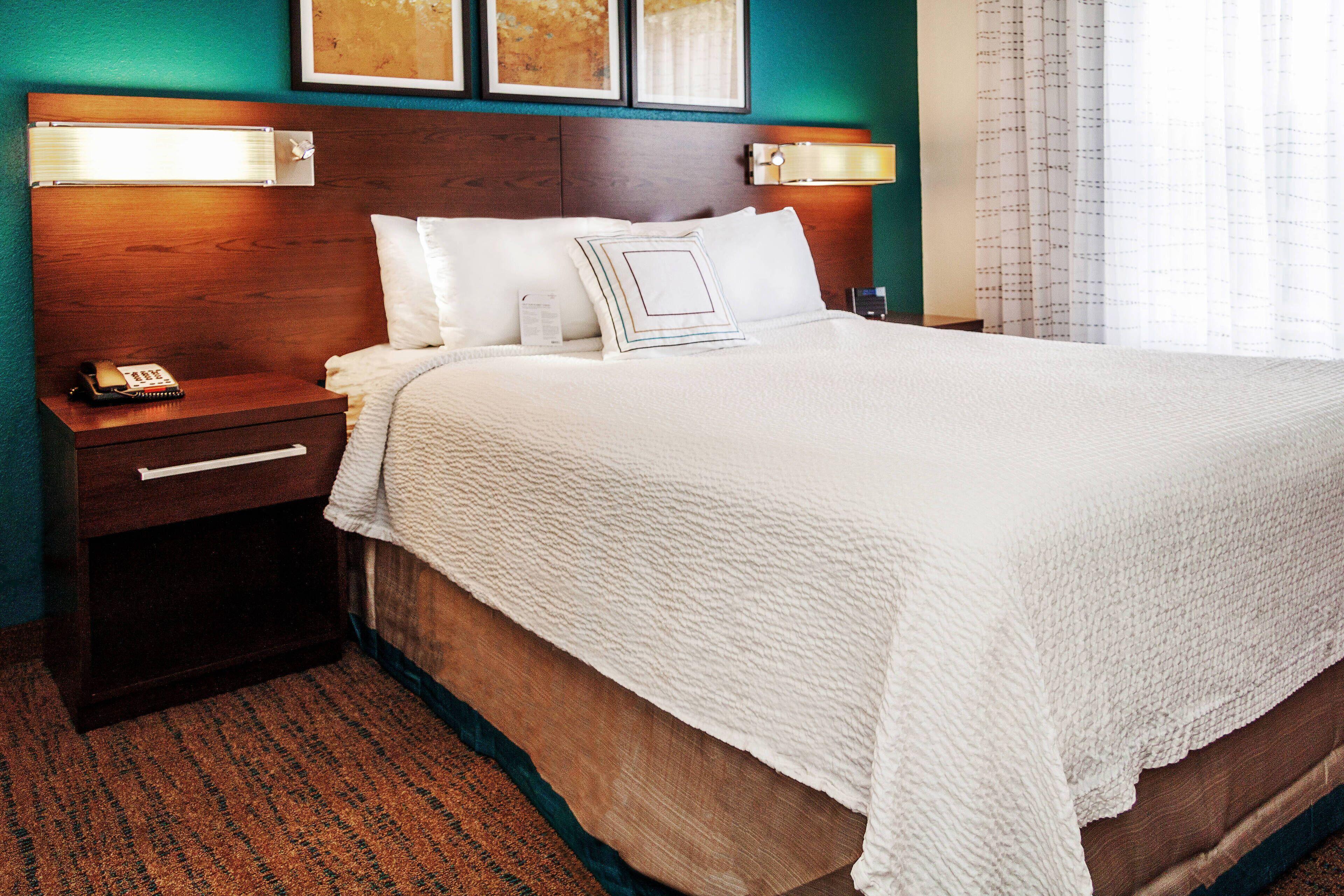 One-Bedroom Queen Suite with Sofa Bed