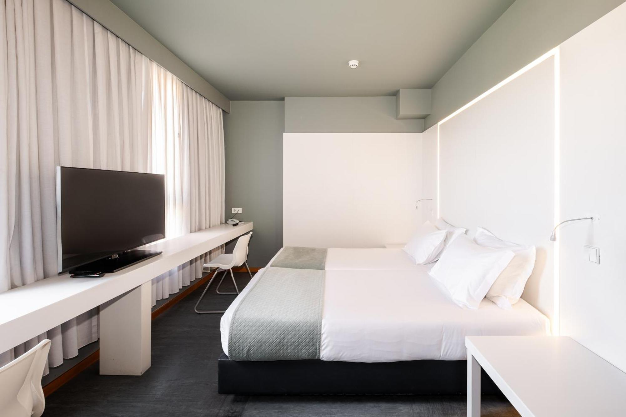 Standard Twin Room,1710601650:JPEG