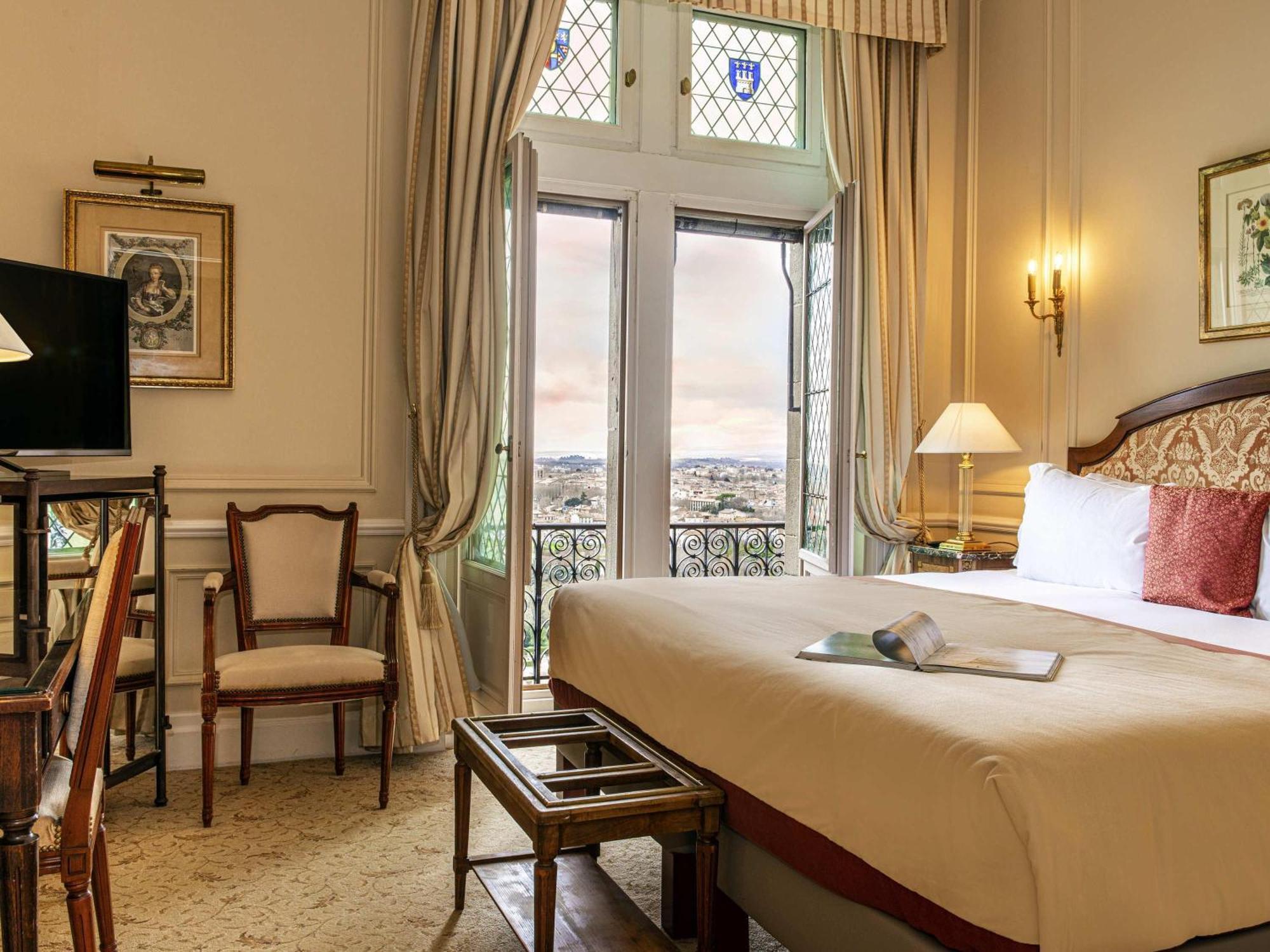Superior King Room with Garden and Ramparts View,1716978179:JPEG
