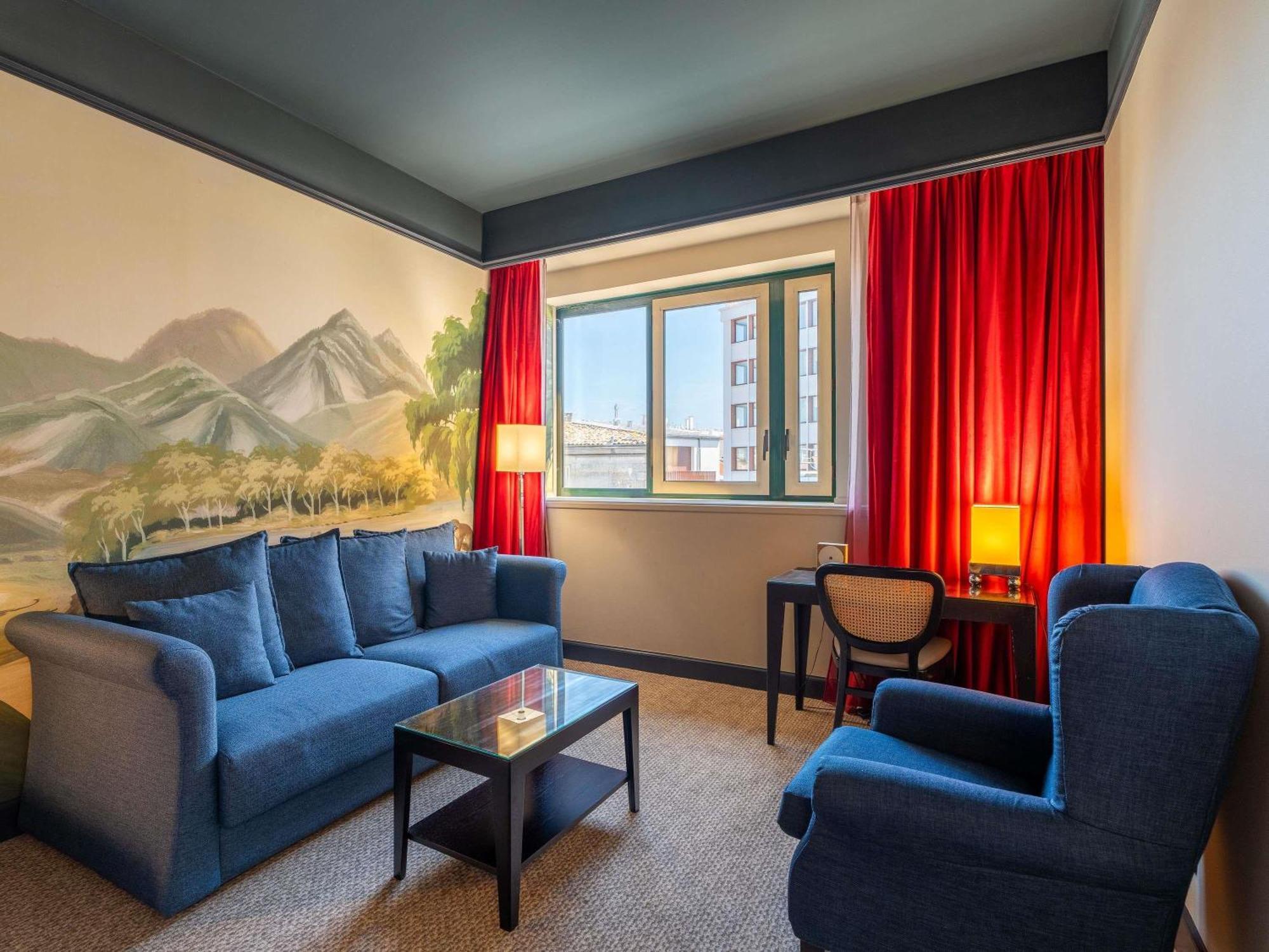 Suite Junior avec Lit Double et Canapé