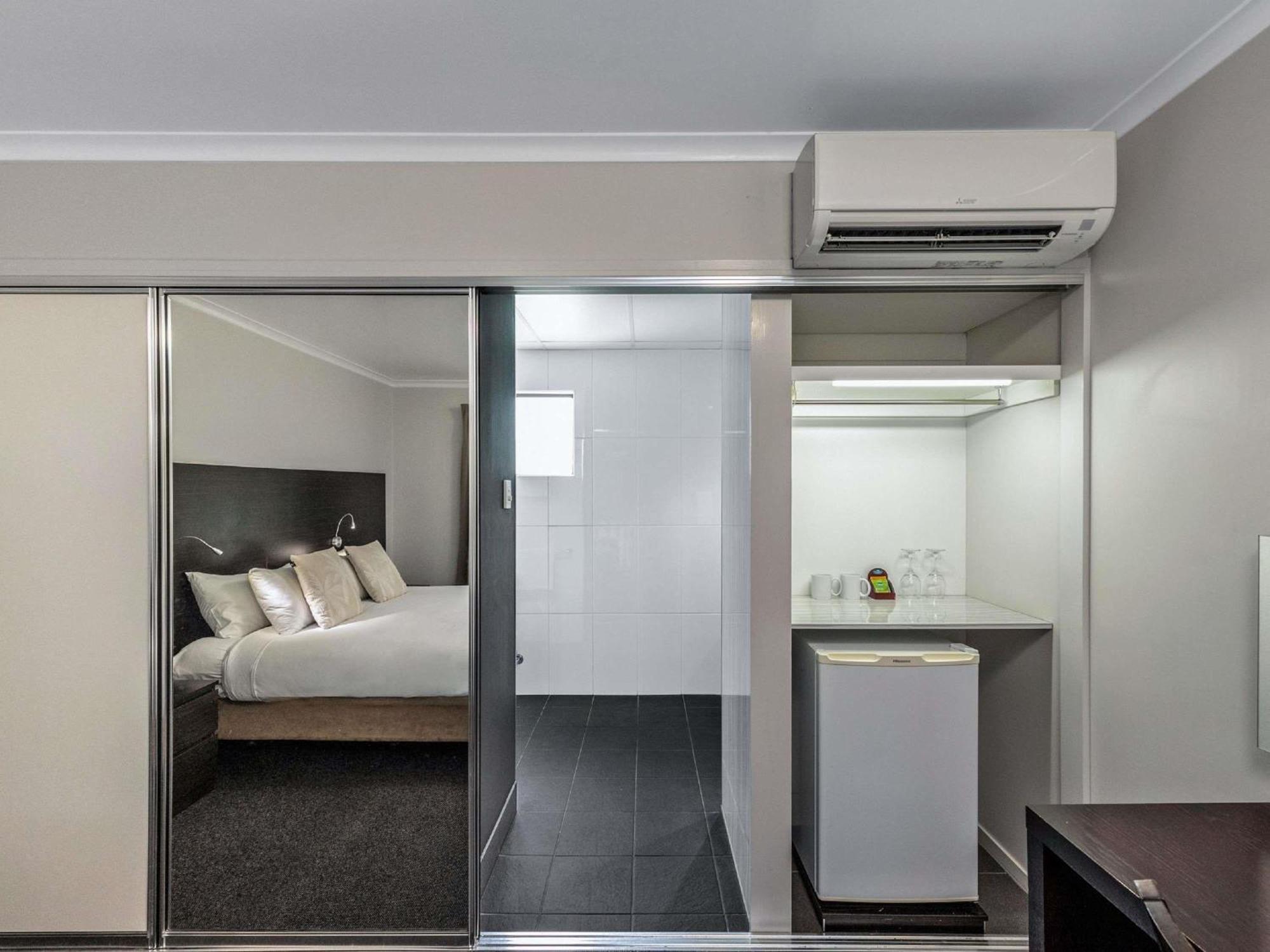 Premium King Room