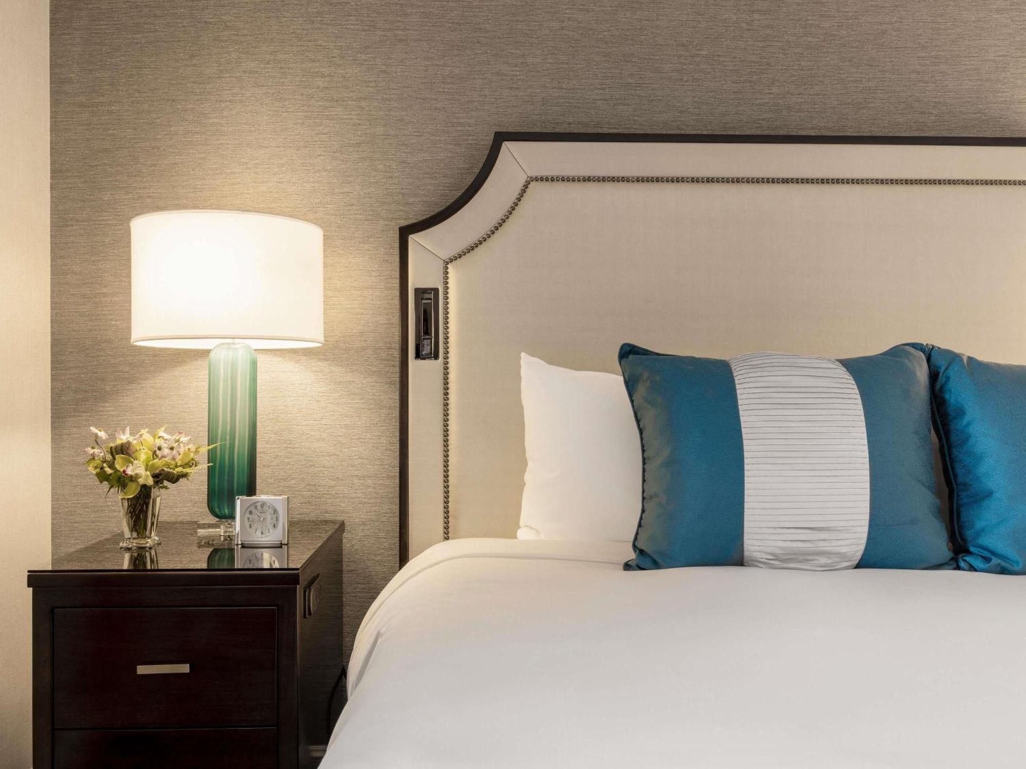Deluxe Hoekkamer met Kingsize Bed