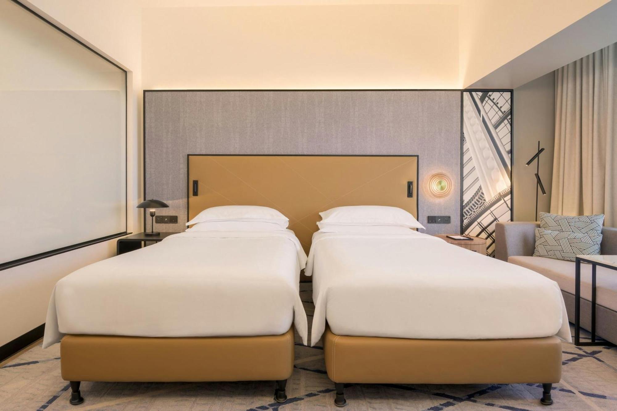 Superior Twin Room, City View