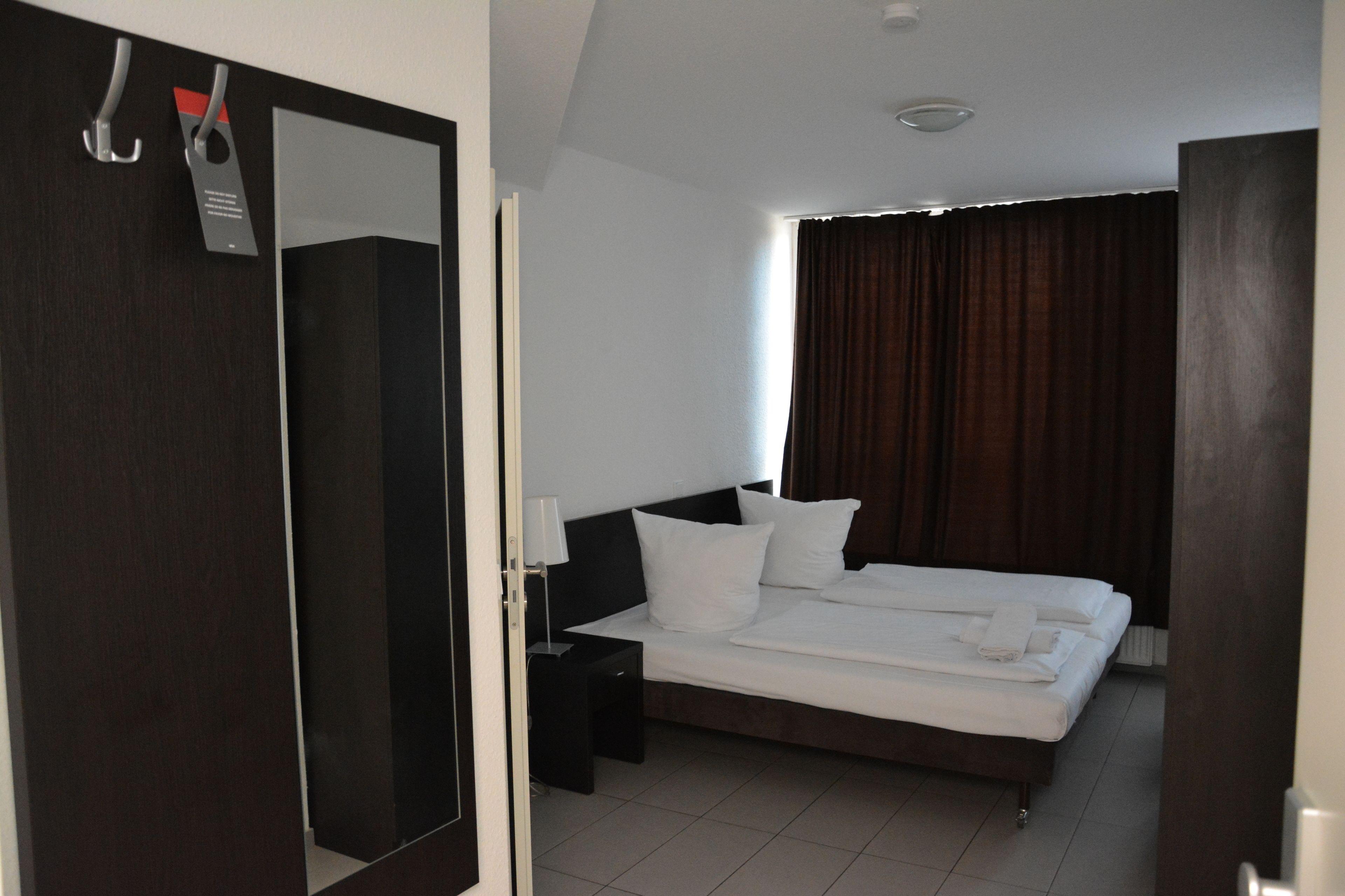 Quarto Standard com Cama de Casal ou 2 de Solteiro