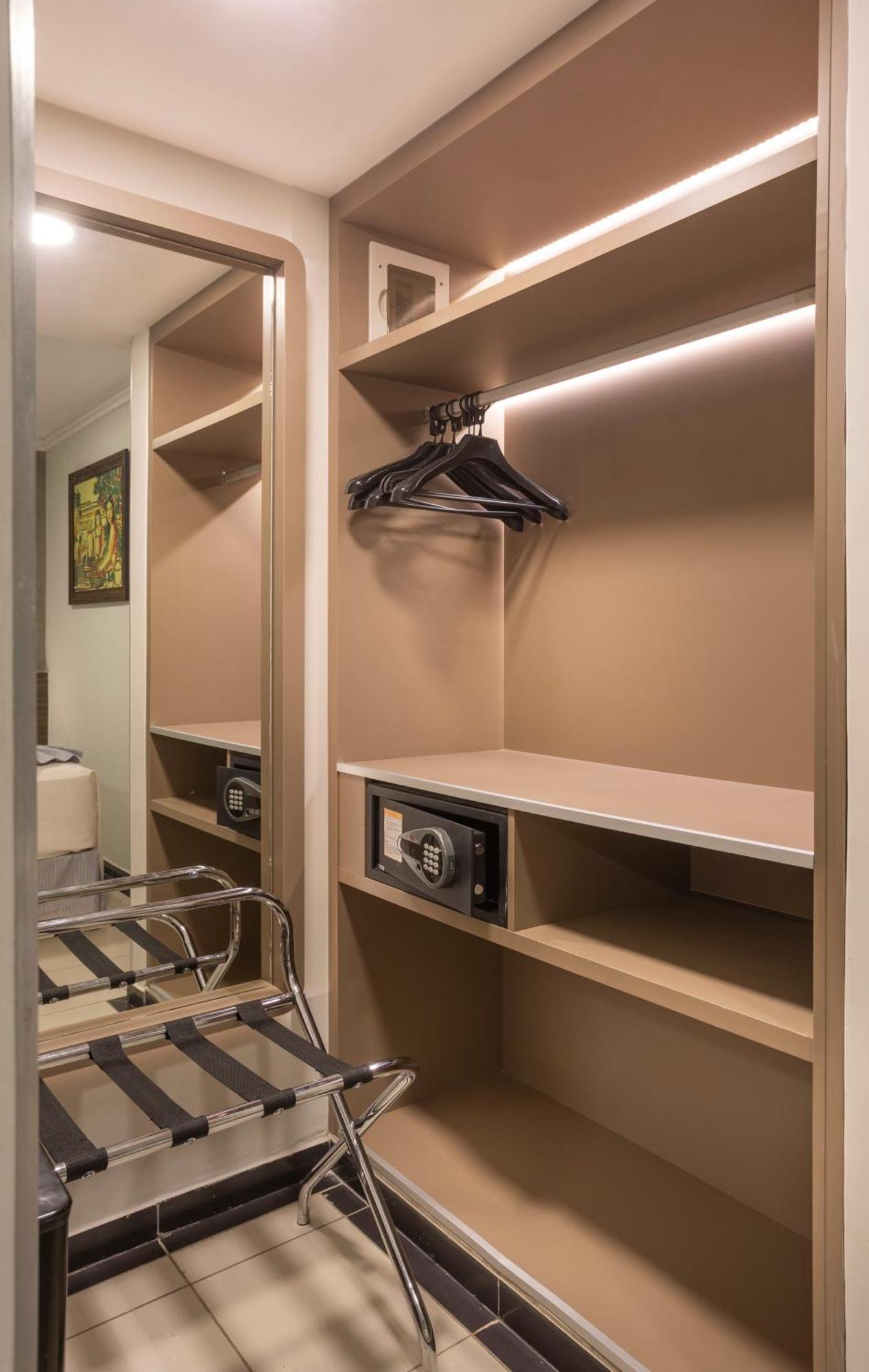 Quarto Individual Standard