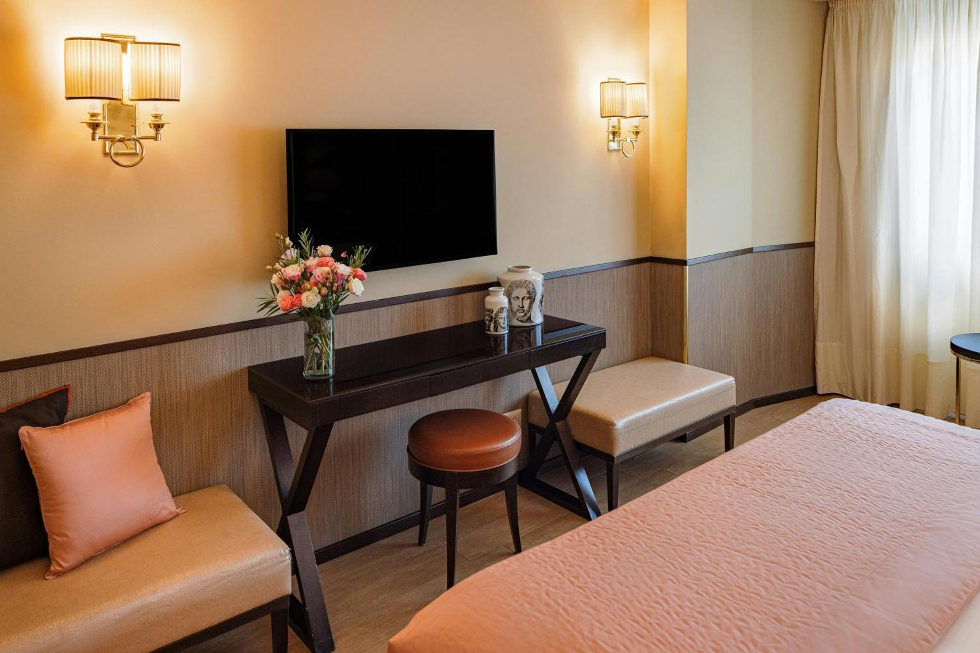 Quarto Deluxe com Cama de Casal ou 2 de Solteiro