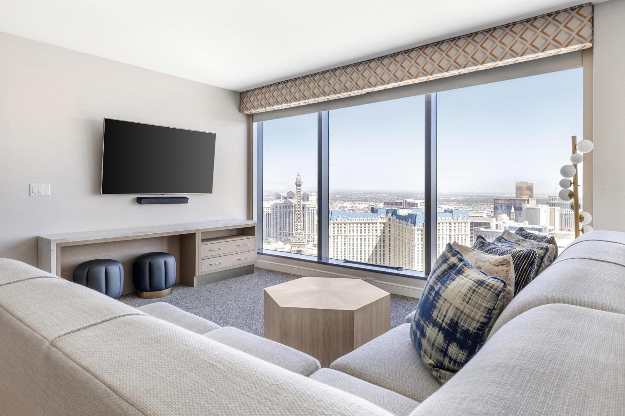 Suite King com 1 Quarto e Sofá-cama